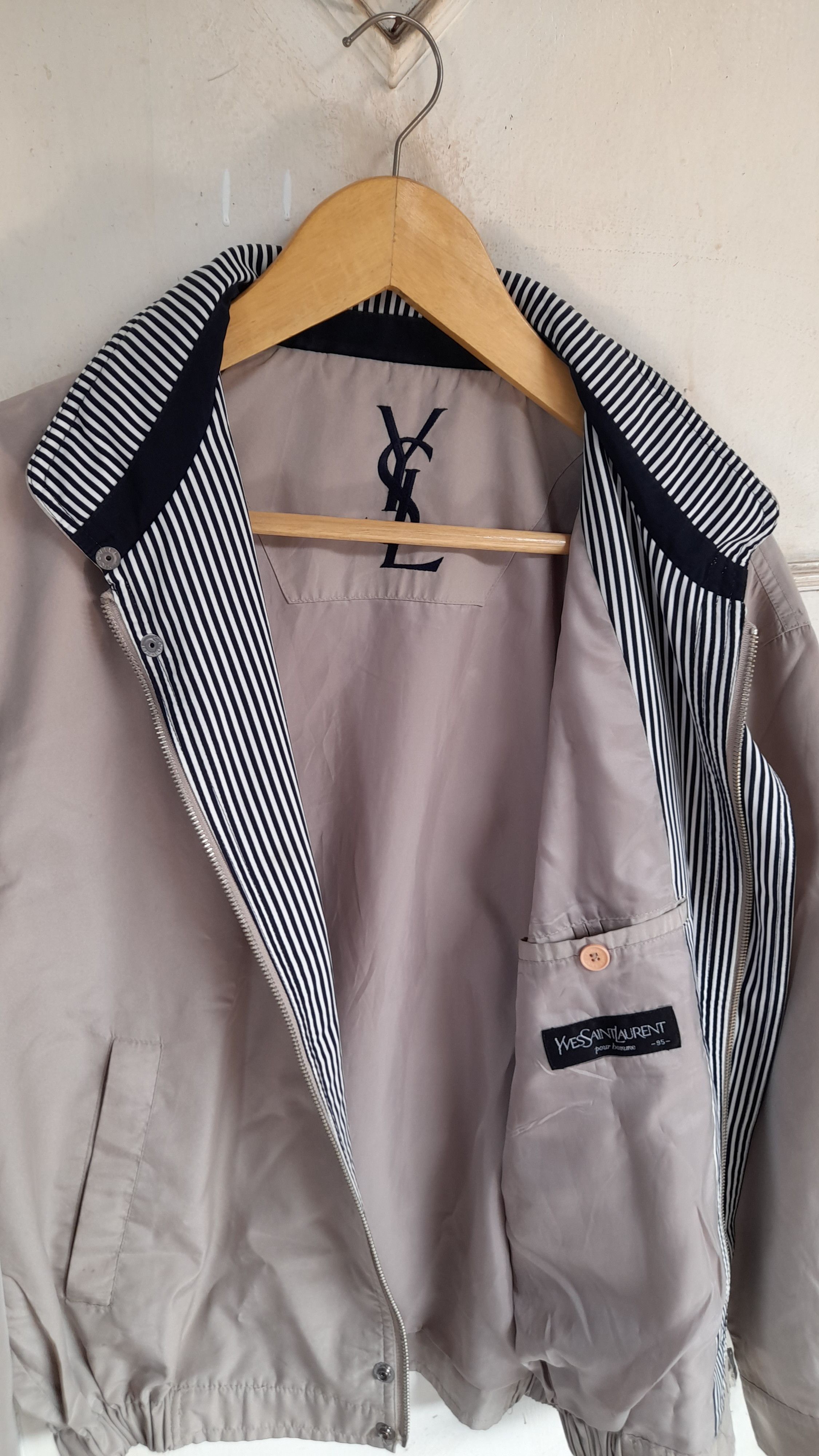 Yves Saint Laurent Yves Saint Laurent Jacket Size US M / EU 48-50 / 2 - 6 Thumbnail