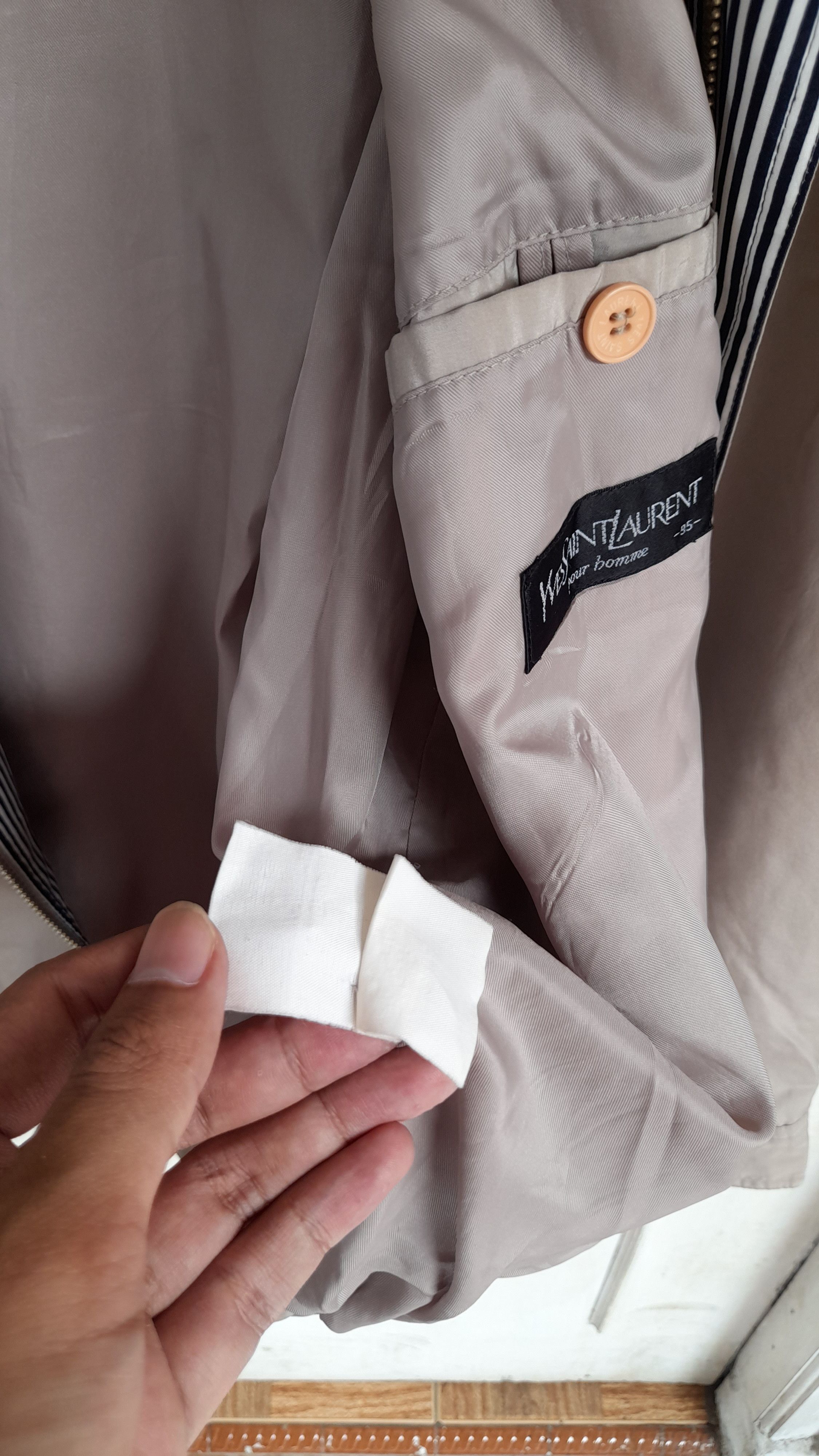 Yves Saint Laurent Yves Saint Laurent Jacket Size US M / EU 48-50 / 2 - 10 Thumbnail