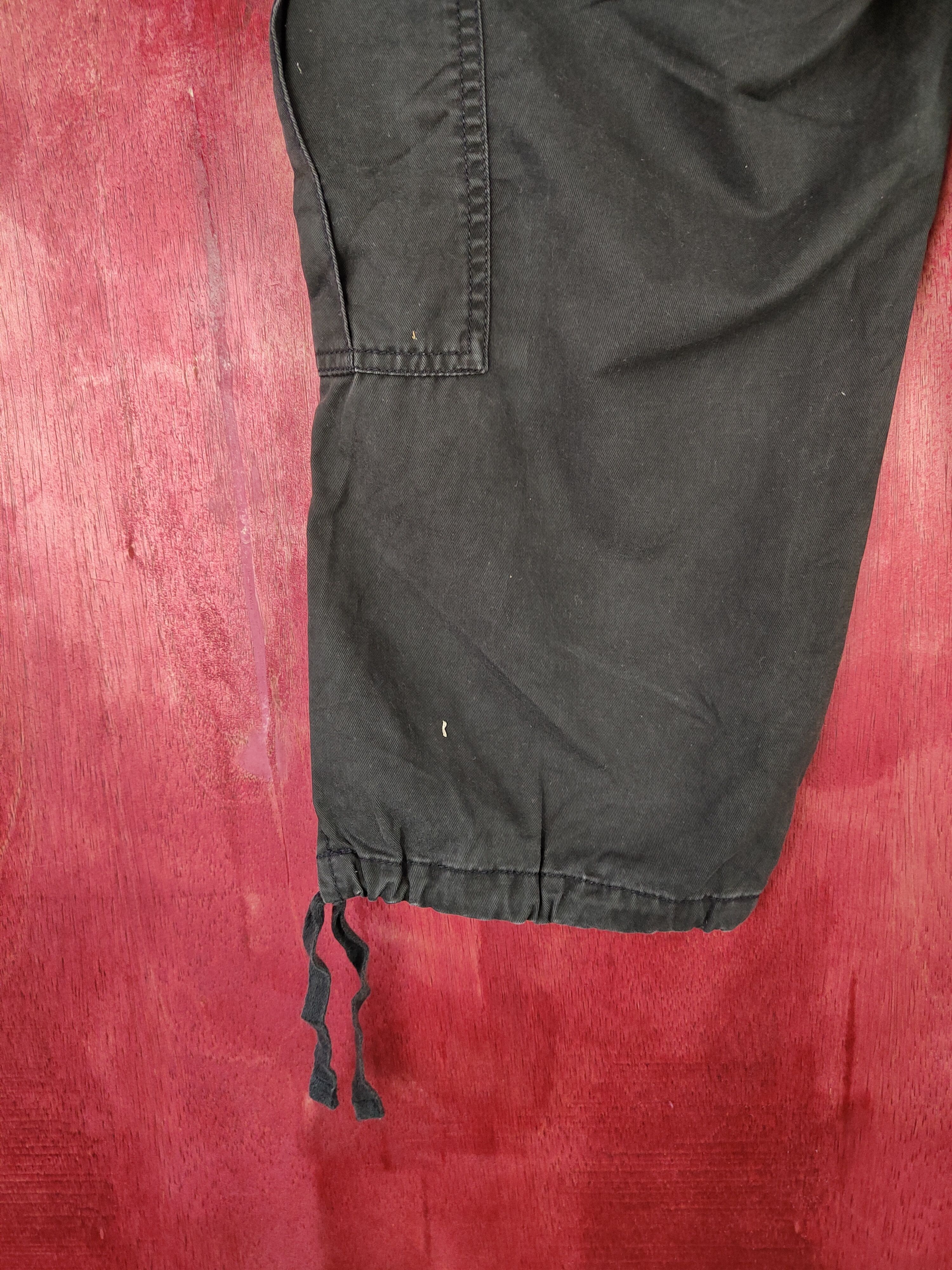 Gap Gap Black Multi Pocket Tactical cropped Cargo Pants #4901 Size 27" / US 4 / IT 40 - 12 Thumbnail