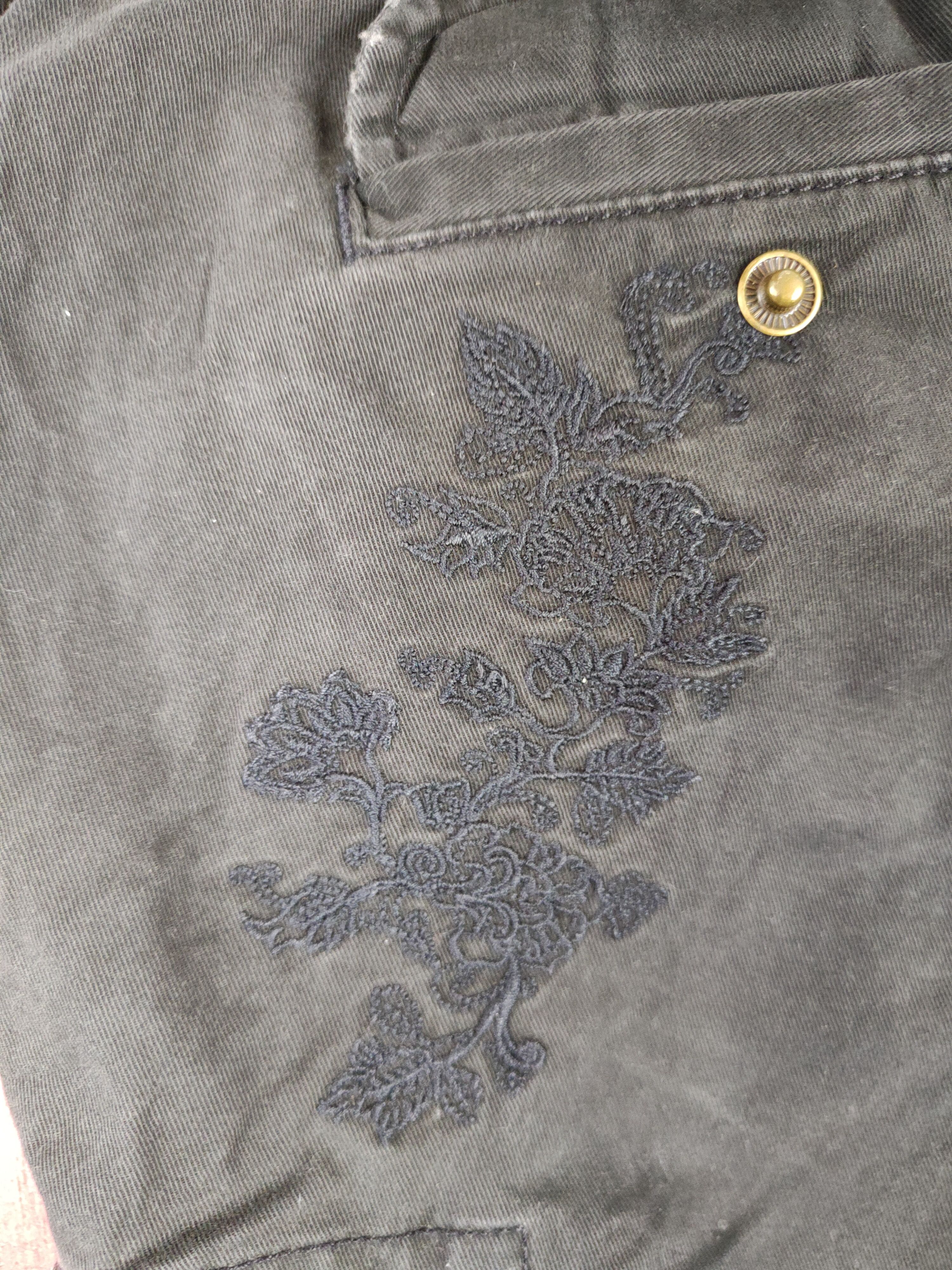 Gap Gap Black Multi Pocket Tactical cropped Cargo Pants #4901 Size 27" / US 4 / IT 40 - 11 Thumbnail