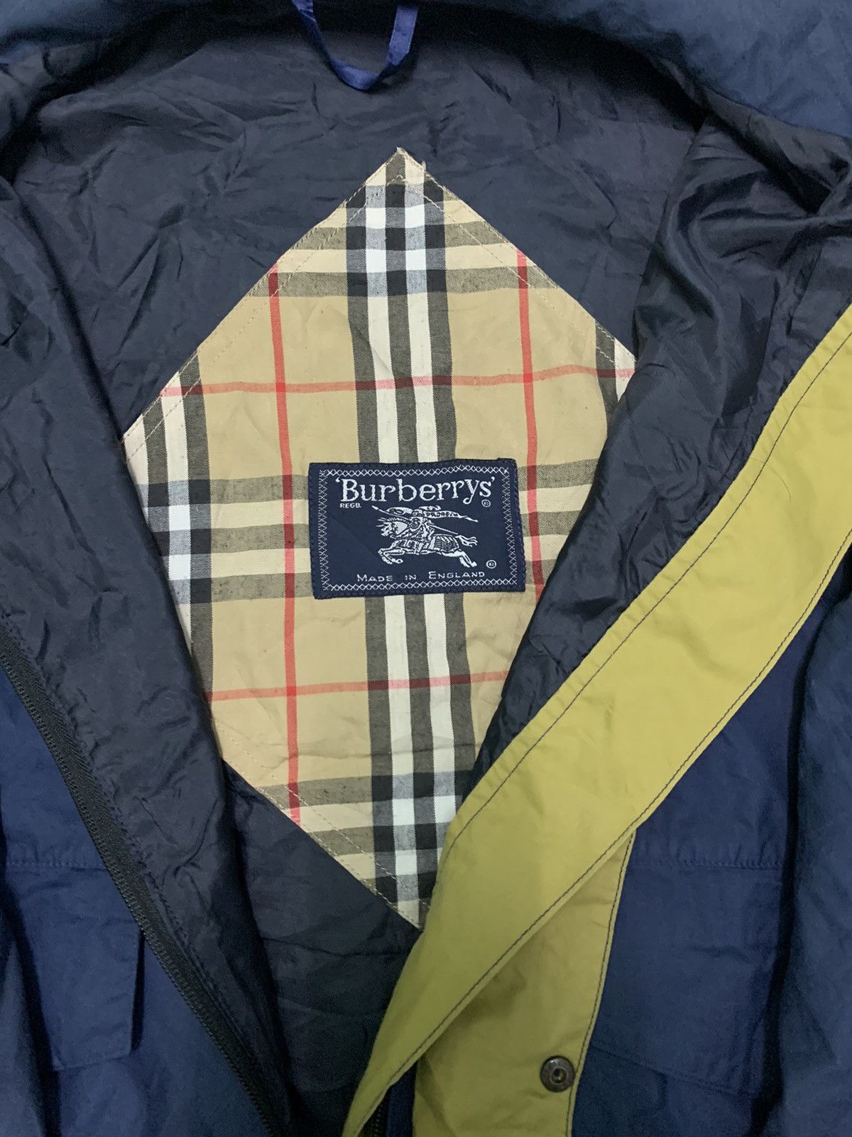 Burberry Nice Burberry Light Jacket Made In England Size US L / EU 52-54 / 3 - 8 Thumbnail