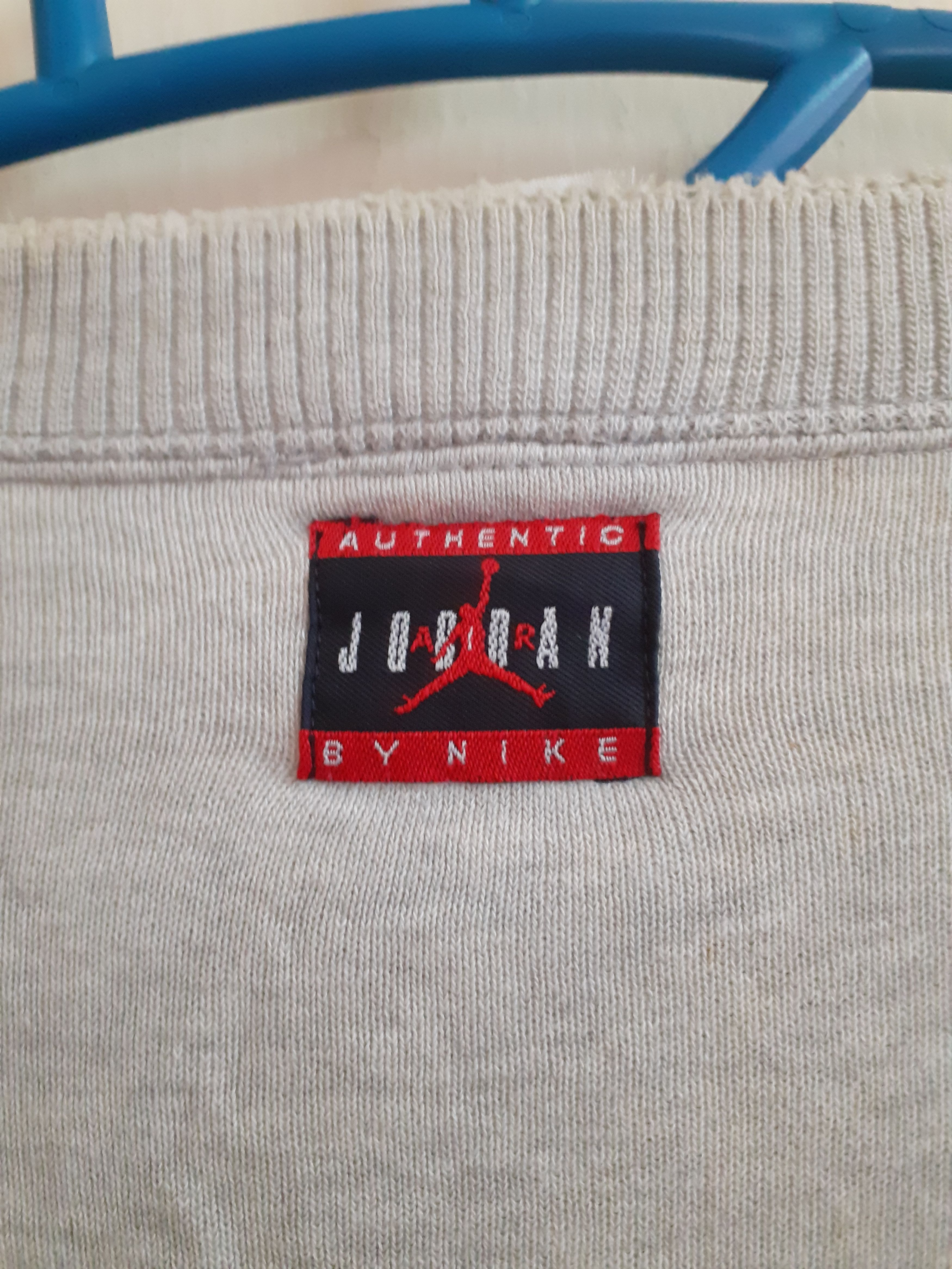 Jordan Brand Vintage Nike Air Jordan Crewneck Sweatshirt Size US L / EU 52-54 / 3 - 6 Thumbnail