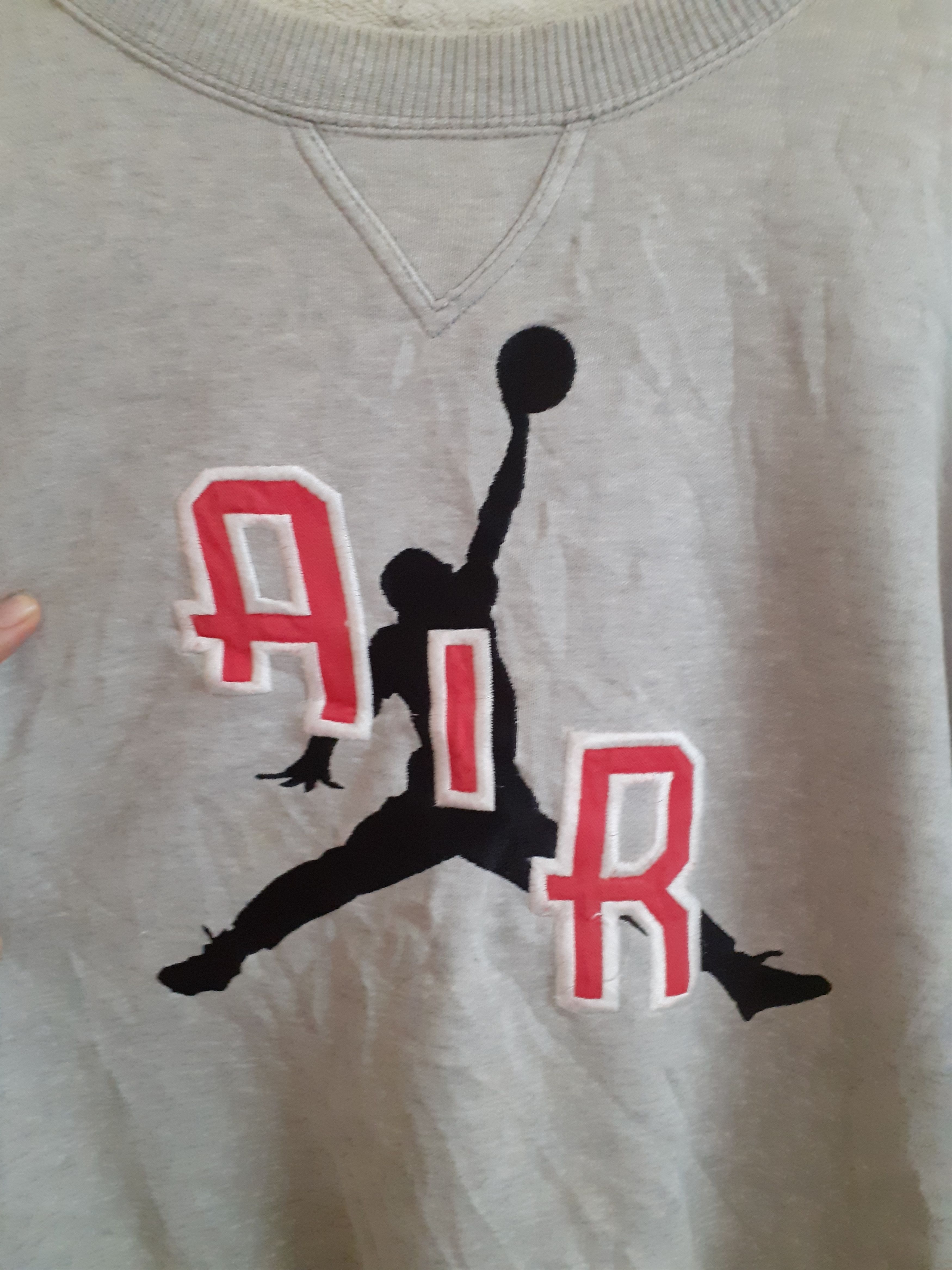 Jordan Brand Vintage Nike Air Jordan Crewneck Sweatshirt Size US L / EU 52-54 / 3 - 3 Thumbnail