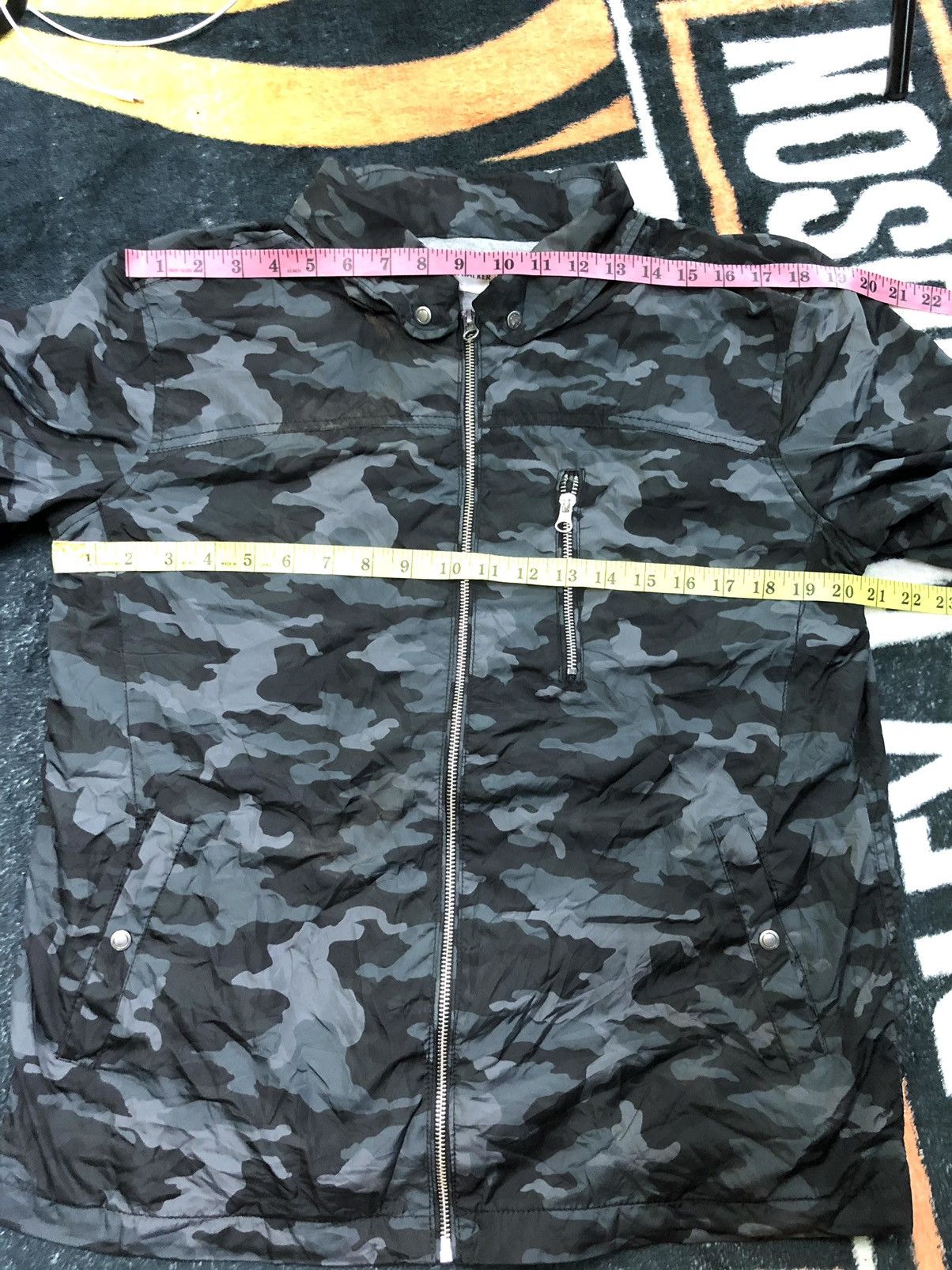 Japanese Brand × Vintage MADISON WALKER ZIPPER CAMO WINDBREAKER JACKET Size US M / EU 48-50 / 2 - 9 Thumbnail