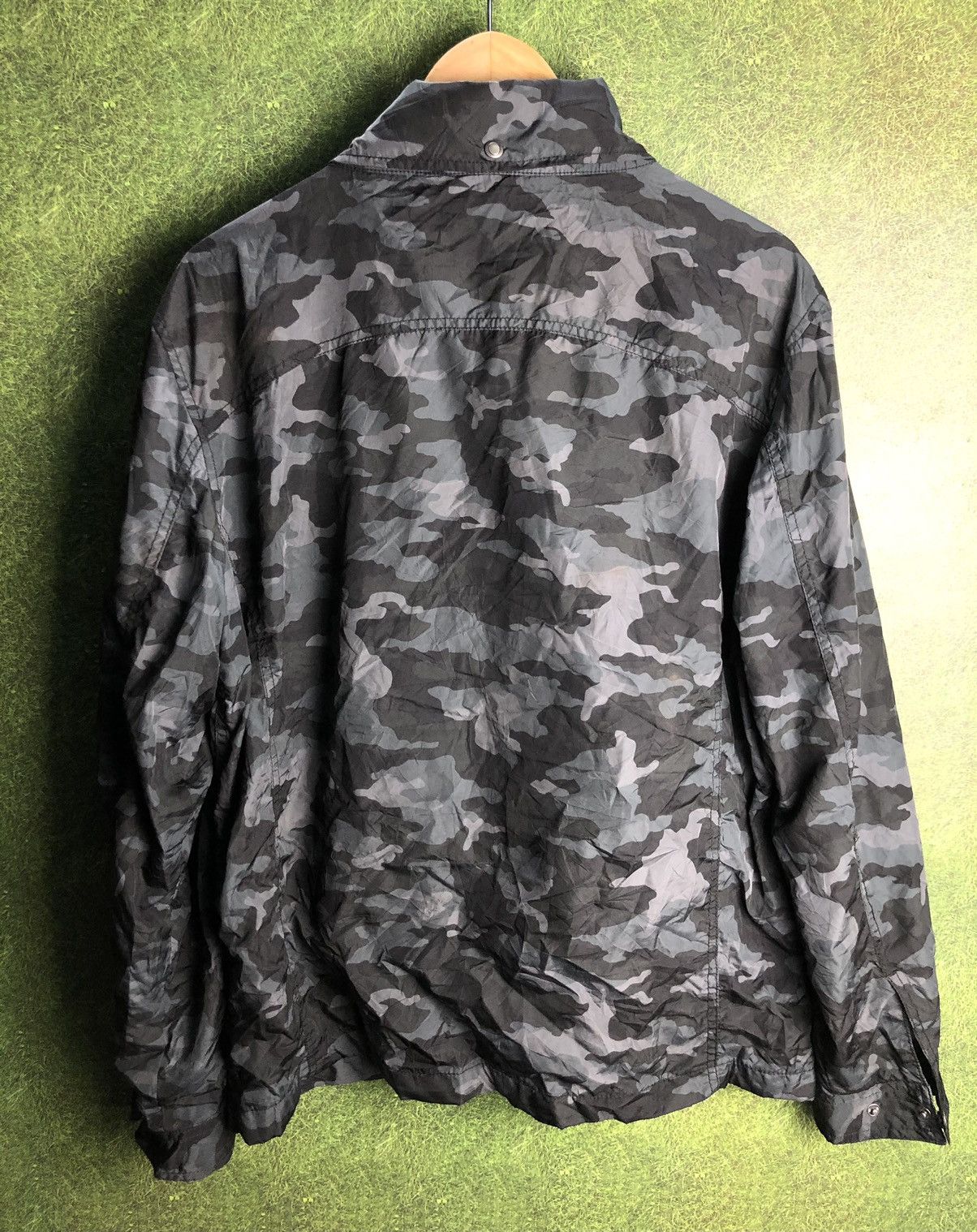 Japanese Brand × Vintage MADISON WALKER ZIPPER CAMO WINDBREAKER JACKET Size US M / EU 48-50 / 2 - 7 Thumbnail