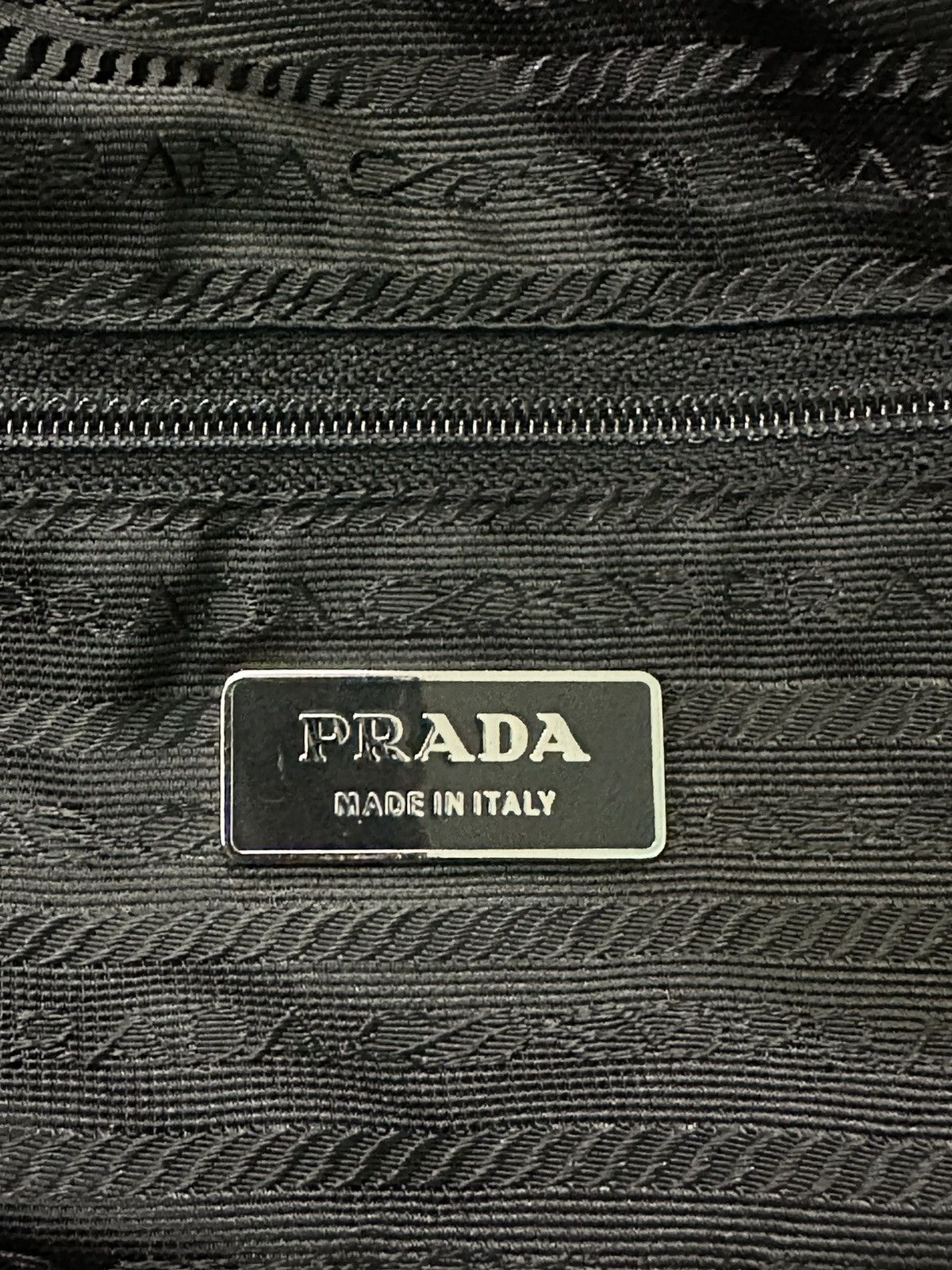 Prada × Vintage AUTHENTIC VINTAGE PRADA TOTE BAG Size ONE SIZE - 10 Thumbnail