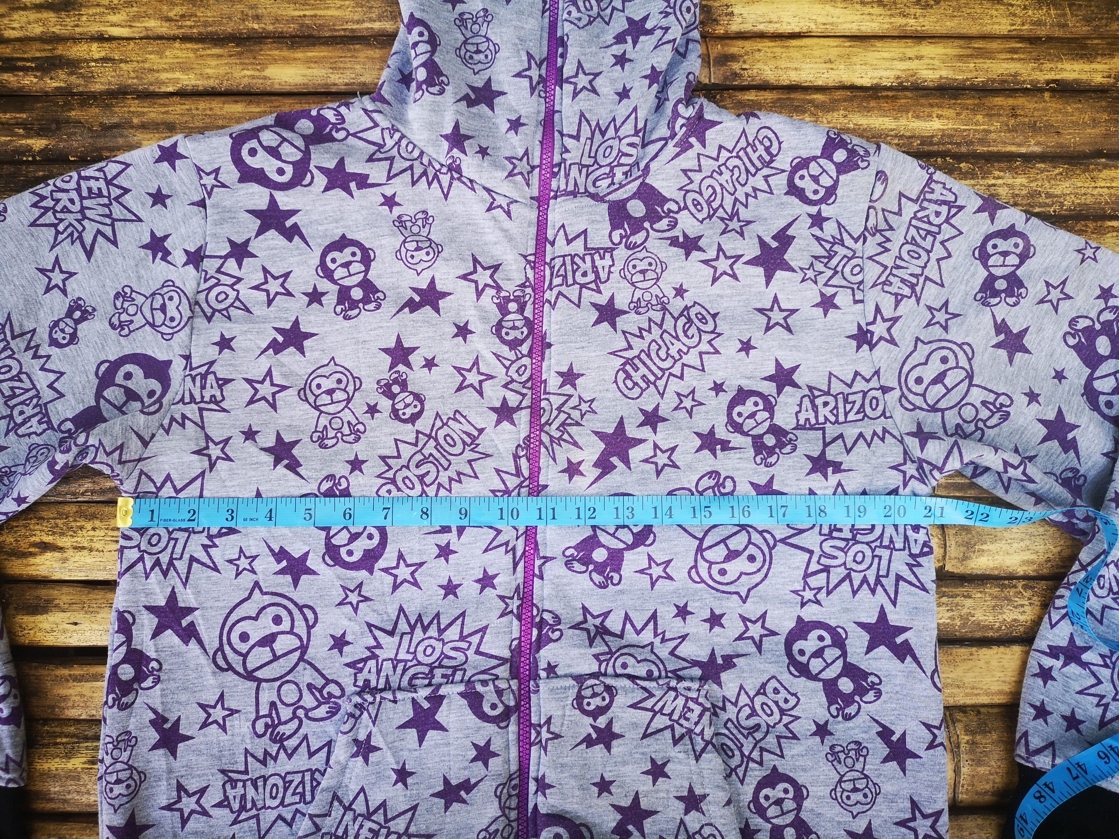 Japanese Brand UITTG BABY Full Print Hoodie Size US L / EU 52-54 / 3 - 11 Thumbnail