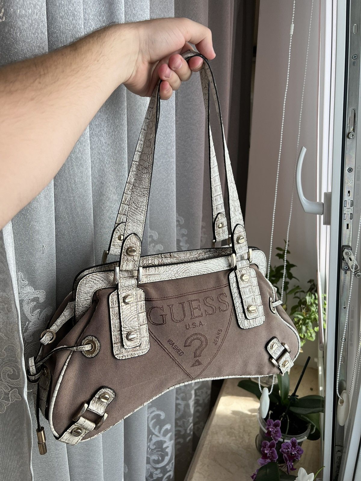 Guess × Vintage Y2K GUESS Vintage Bag Size ONE SIZE - 1 Thumbnail
