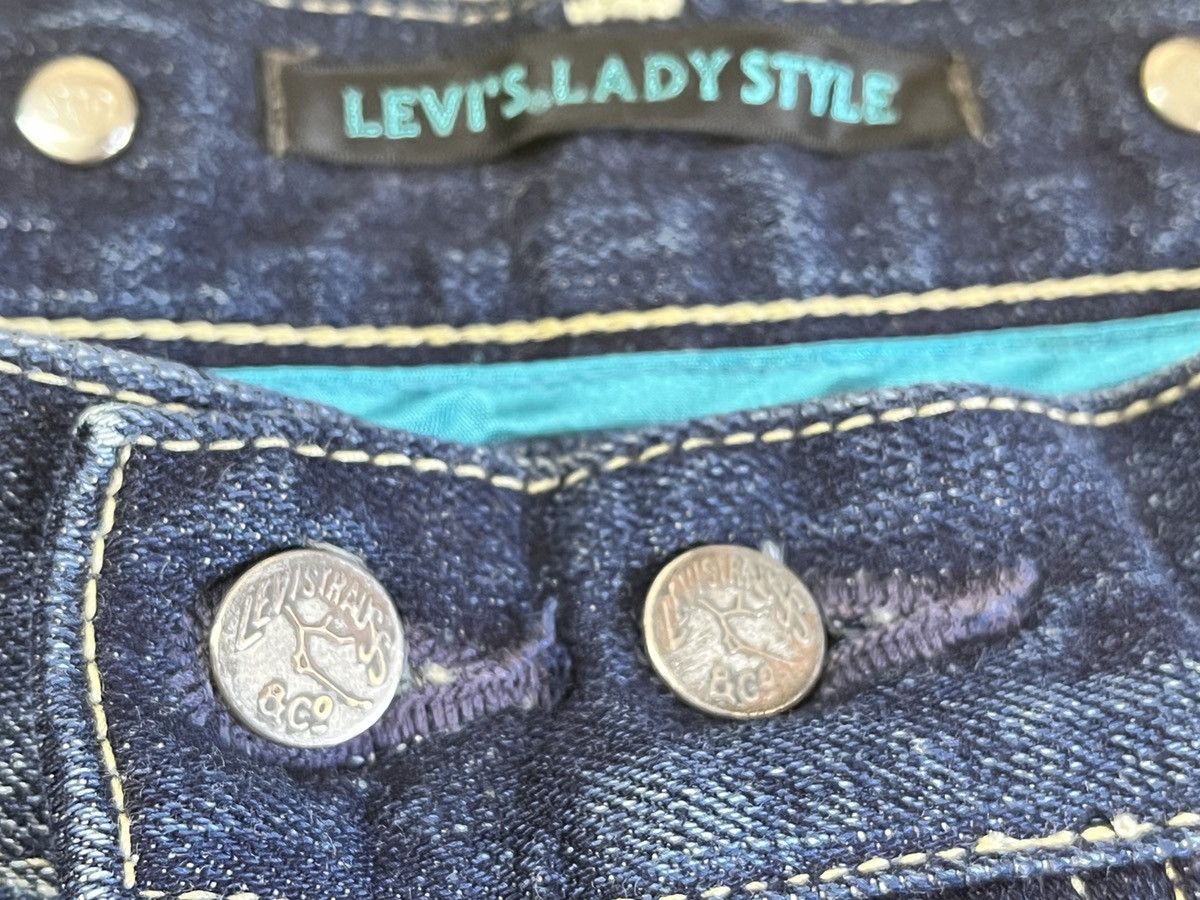 Levi's FLARED LEVI'S LADY STYLE CUSTOM PATCHWORKS Size US 30 / EU 46 - 3 Thumbnail