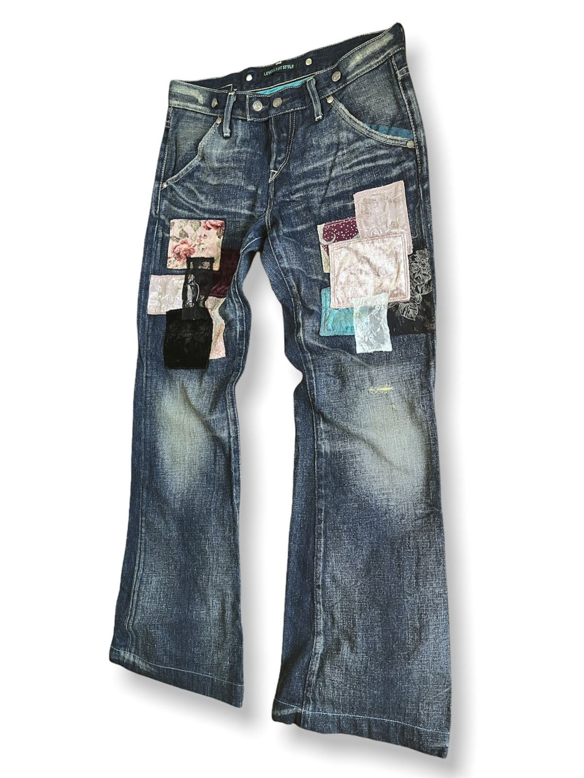 Levi's FLARED LEVI'S LADY STYLE CUSTOM PATCHWORKS Size US 30 / EU 46 - 5 Thumbnail