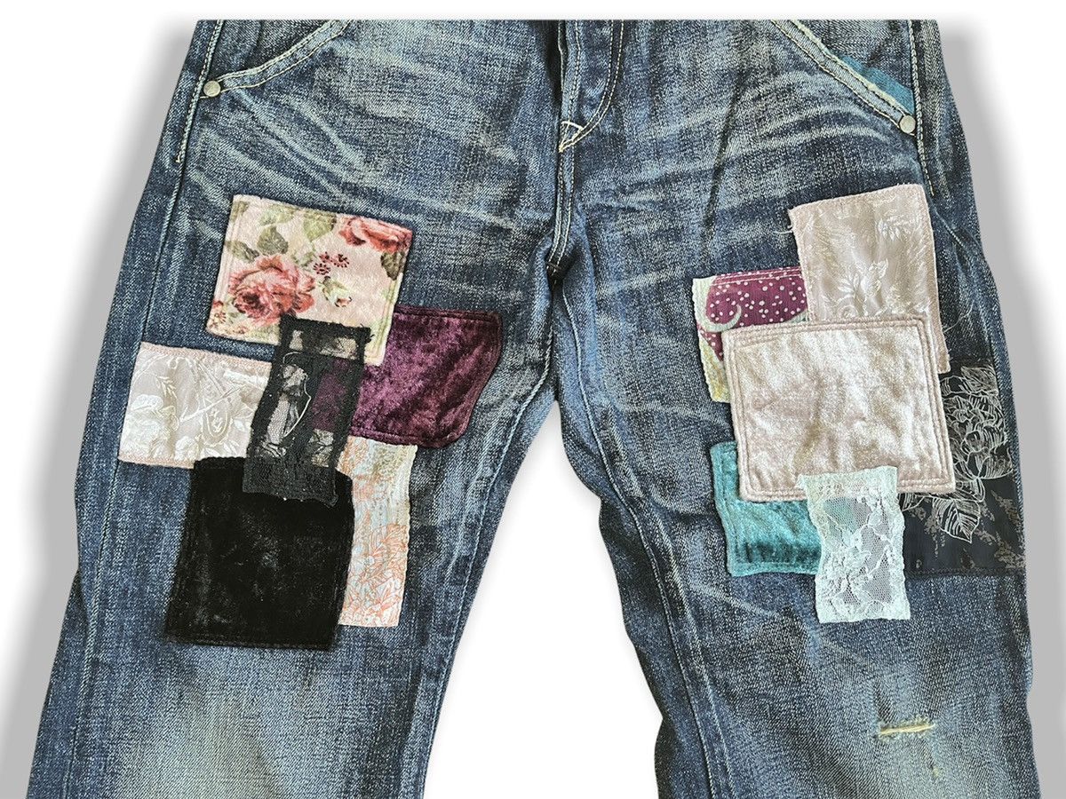 Levi's FLARED LEVI'S LADY STYLE CUSTOM PATCHWORKS Size US 30 / EU 46 - 6 Thumbnail
