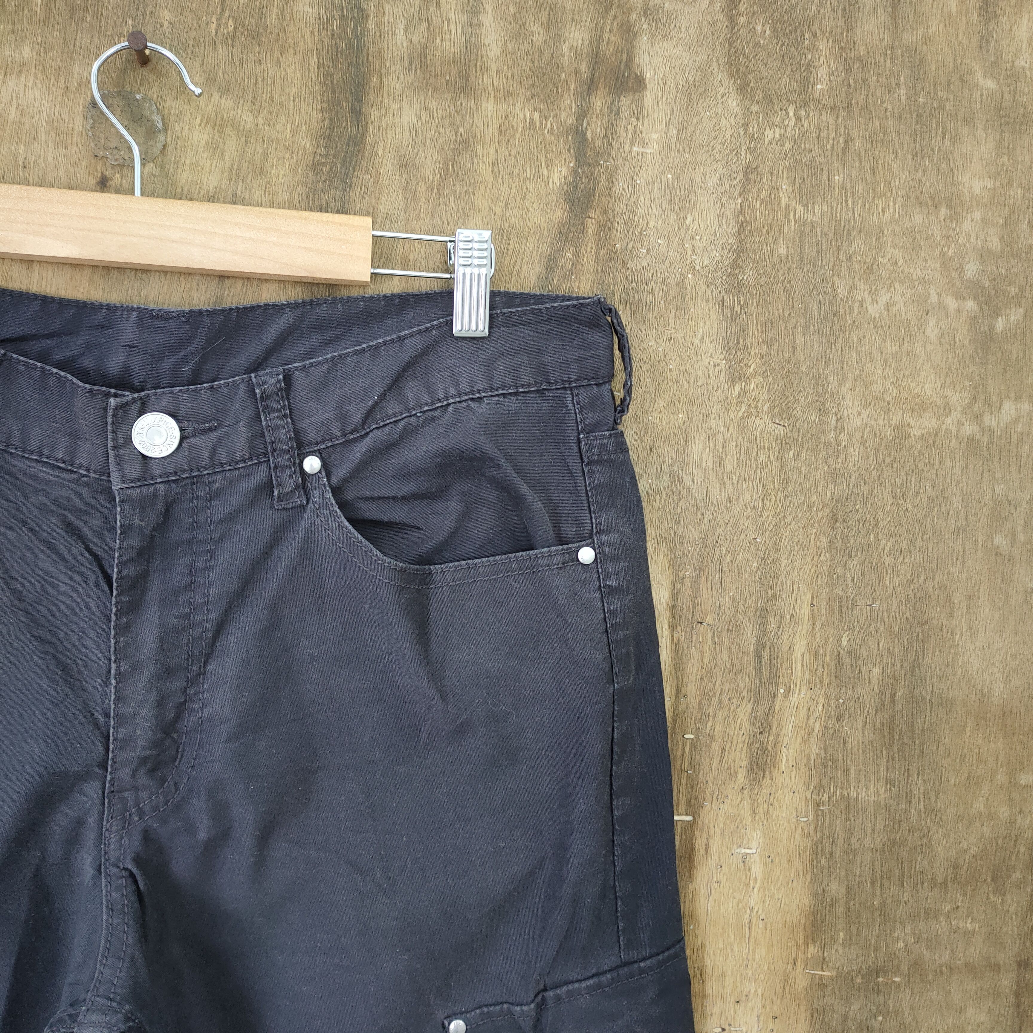 Japanese Brand × Takeo Kikuchi TEKEO KIKUCHI CARGO PANTS MULTIPOCKET TACTICAL Size US 32 / EU 48 - 13 Thumbnail