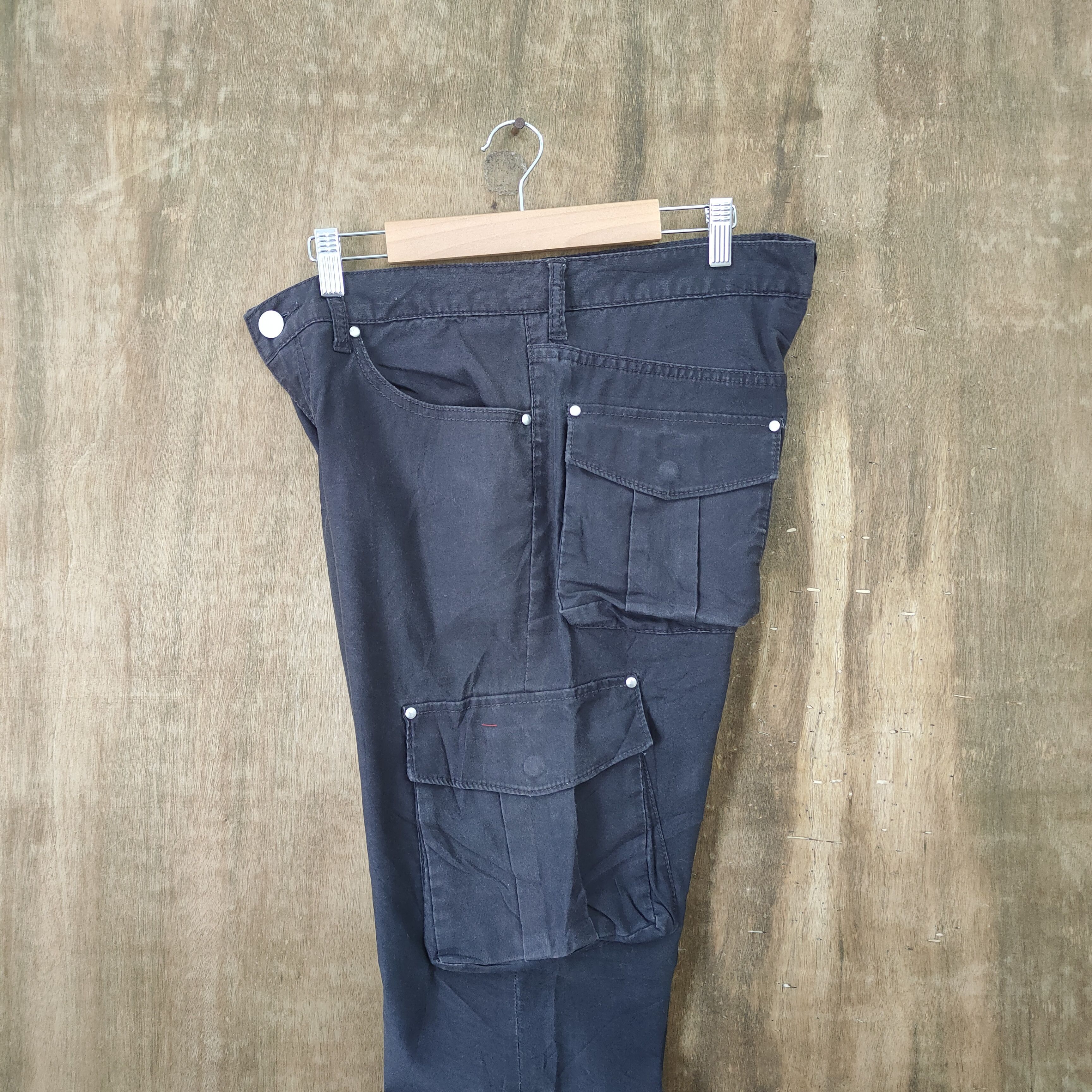 Japanese Brand × Takeo Kikuchi TEKEO KIKUCHI CARGO PANTS MULTIPOCKET TACTICAL Size US 32 / EU 48 - 14 Thumbnail