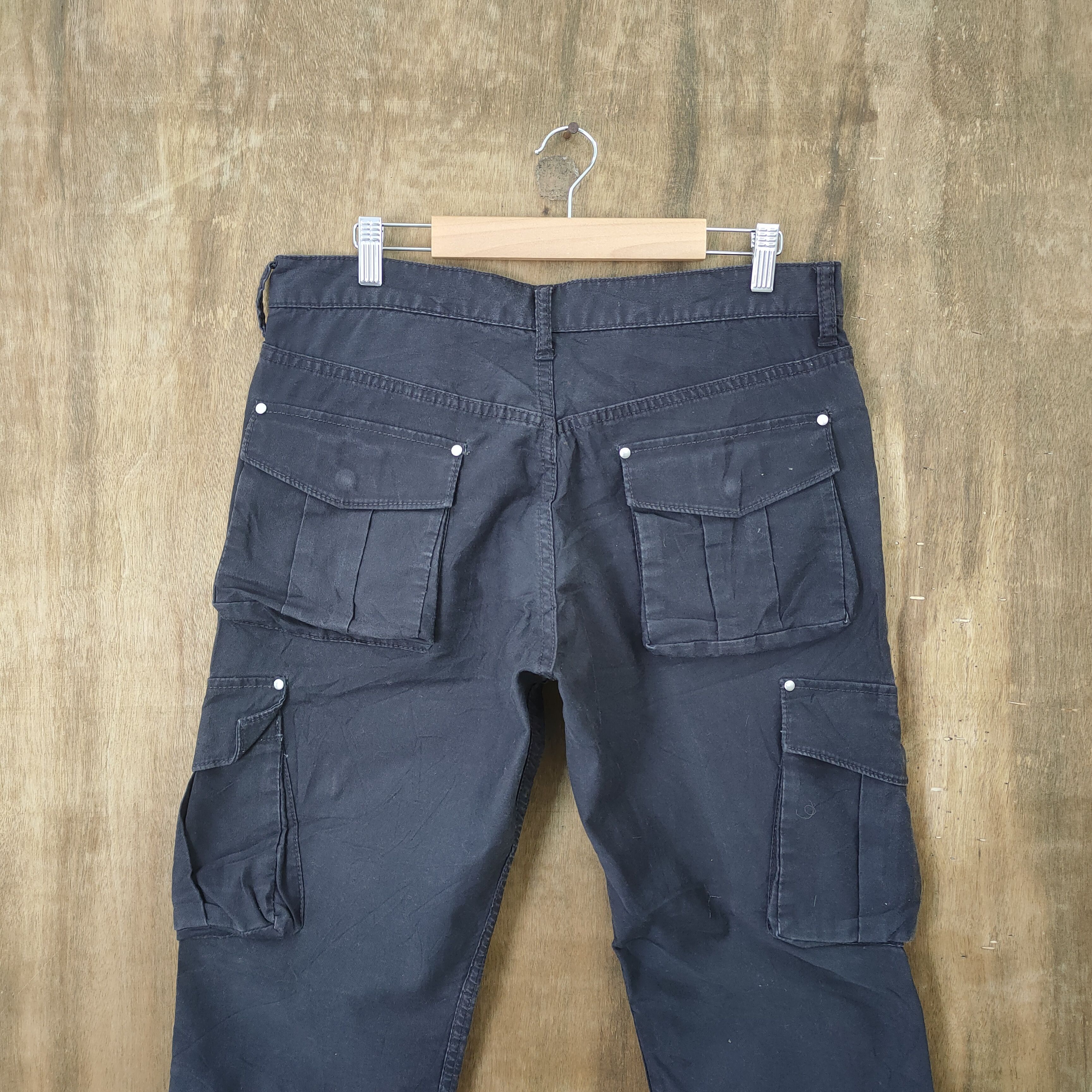 Japanese Brand × Takeo Kikuchi TEKEO KIKUCHI CARGO PANTS MULTIPOCKET TACTICAL Size US 32 / EU 48 - 8 Thumbnail