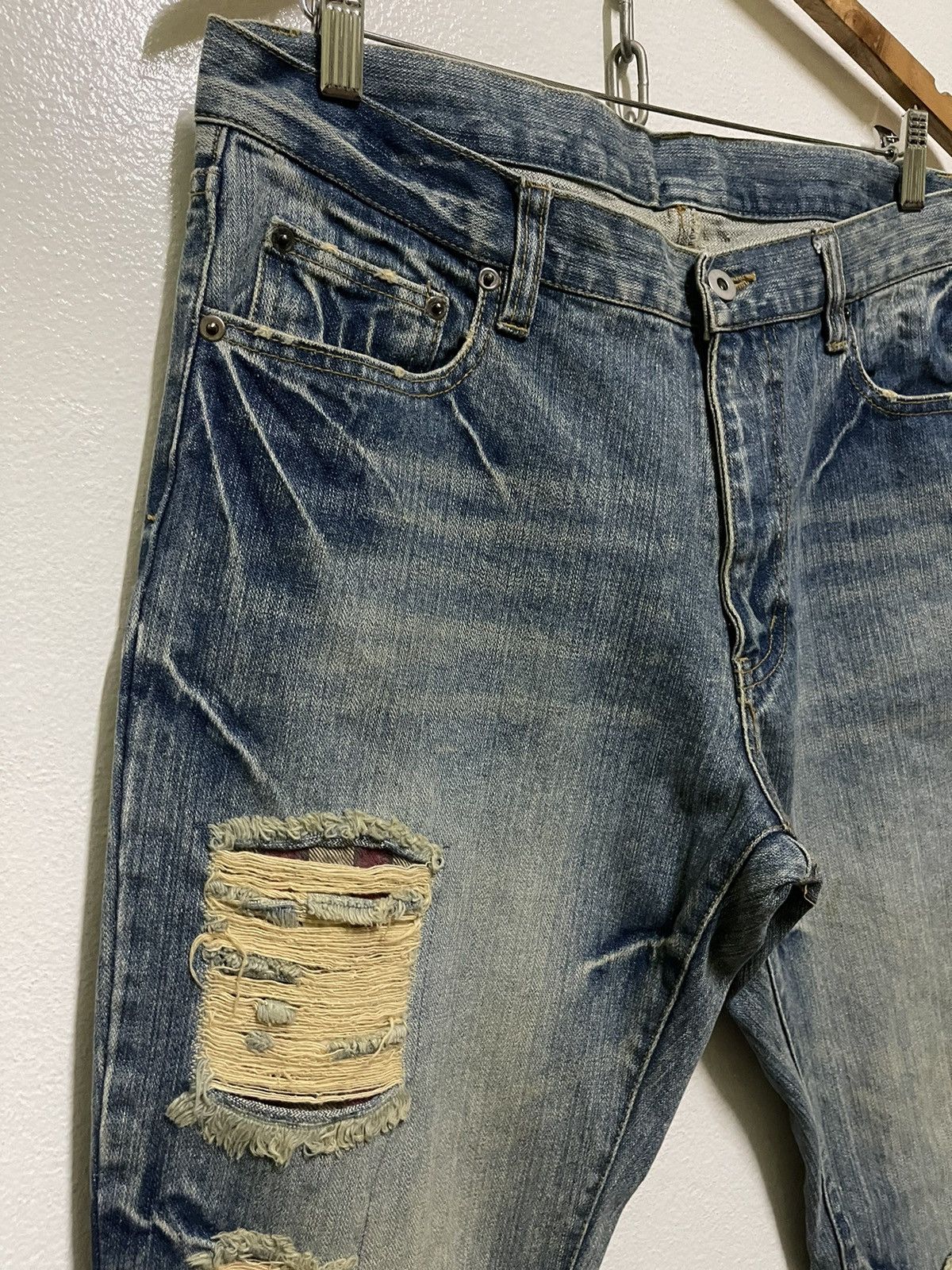 Japanese Brand Ripped Jeans Thrashed Rare Streetwear Size US 33 - 2 Thumbnail