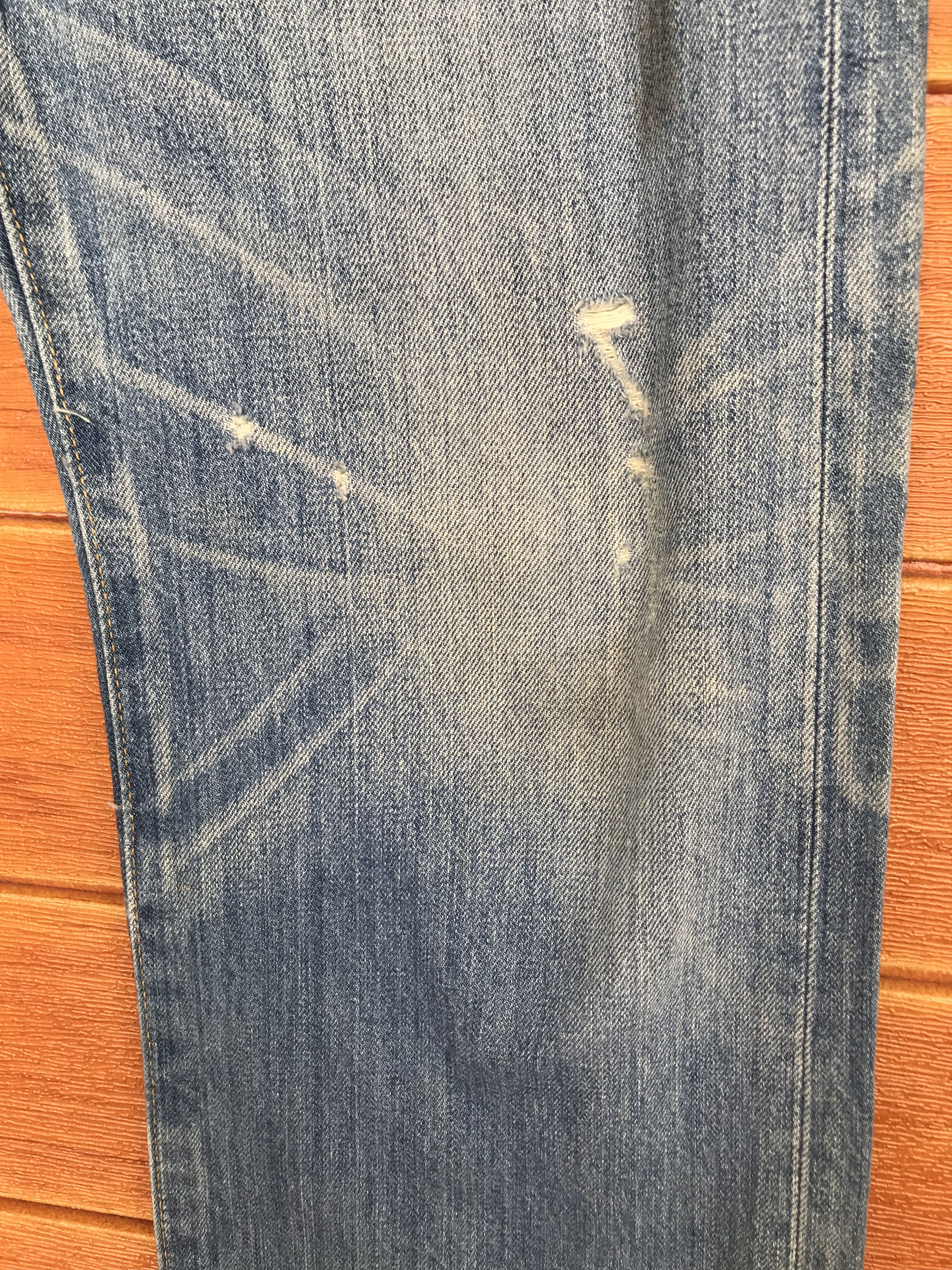 Levi's Vintage Clothing Vintage Levis 501 Clawmark Distressed Denim Jeans Size US 32 / EU 48 - 9 Thumbnail