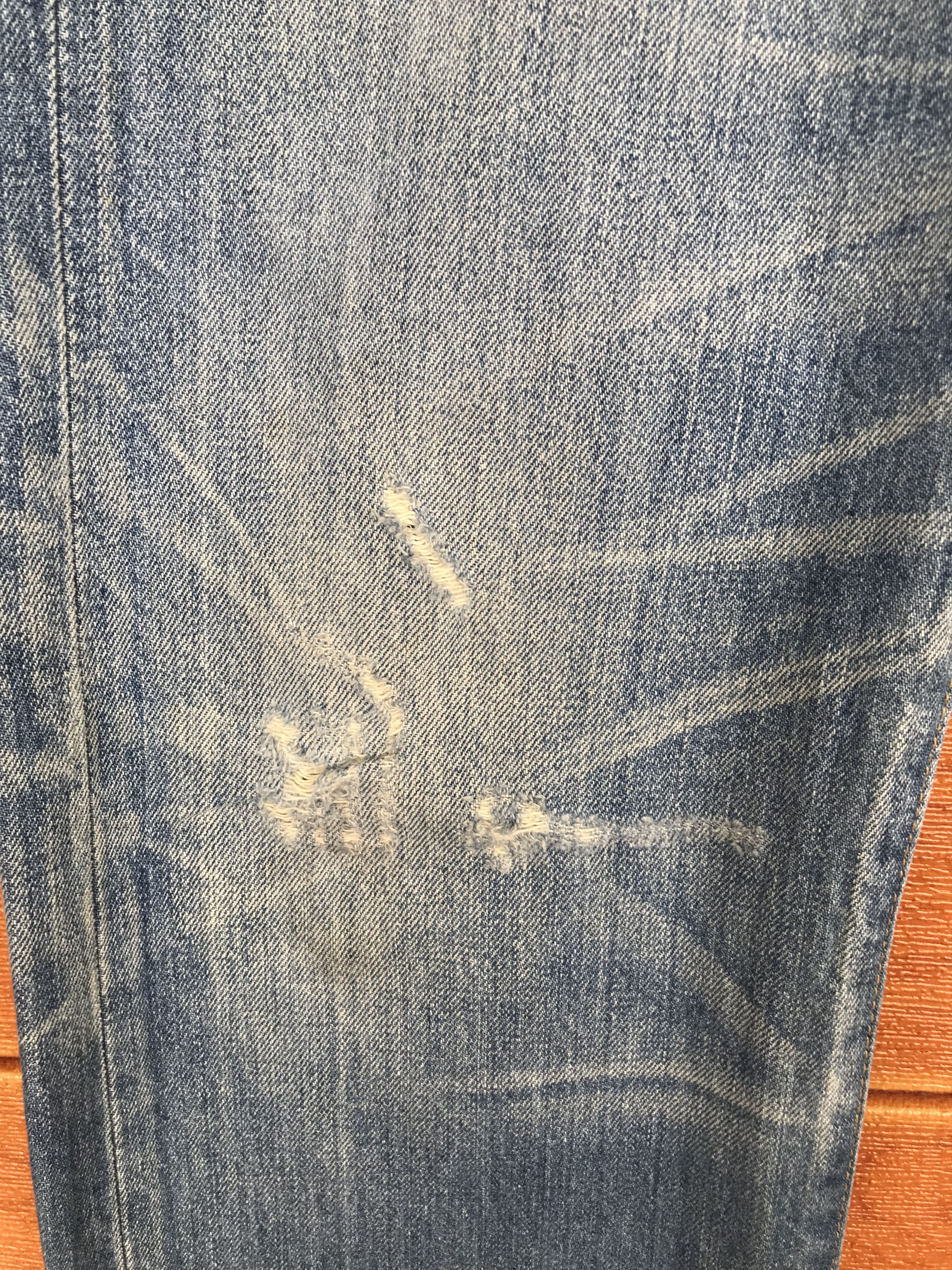 Levi's Vintage Clothing Vintage Levis 501 Clawmark Distressed Denim Jeans Size US 32 / EU 48 - 7 Thumbnail