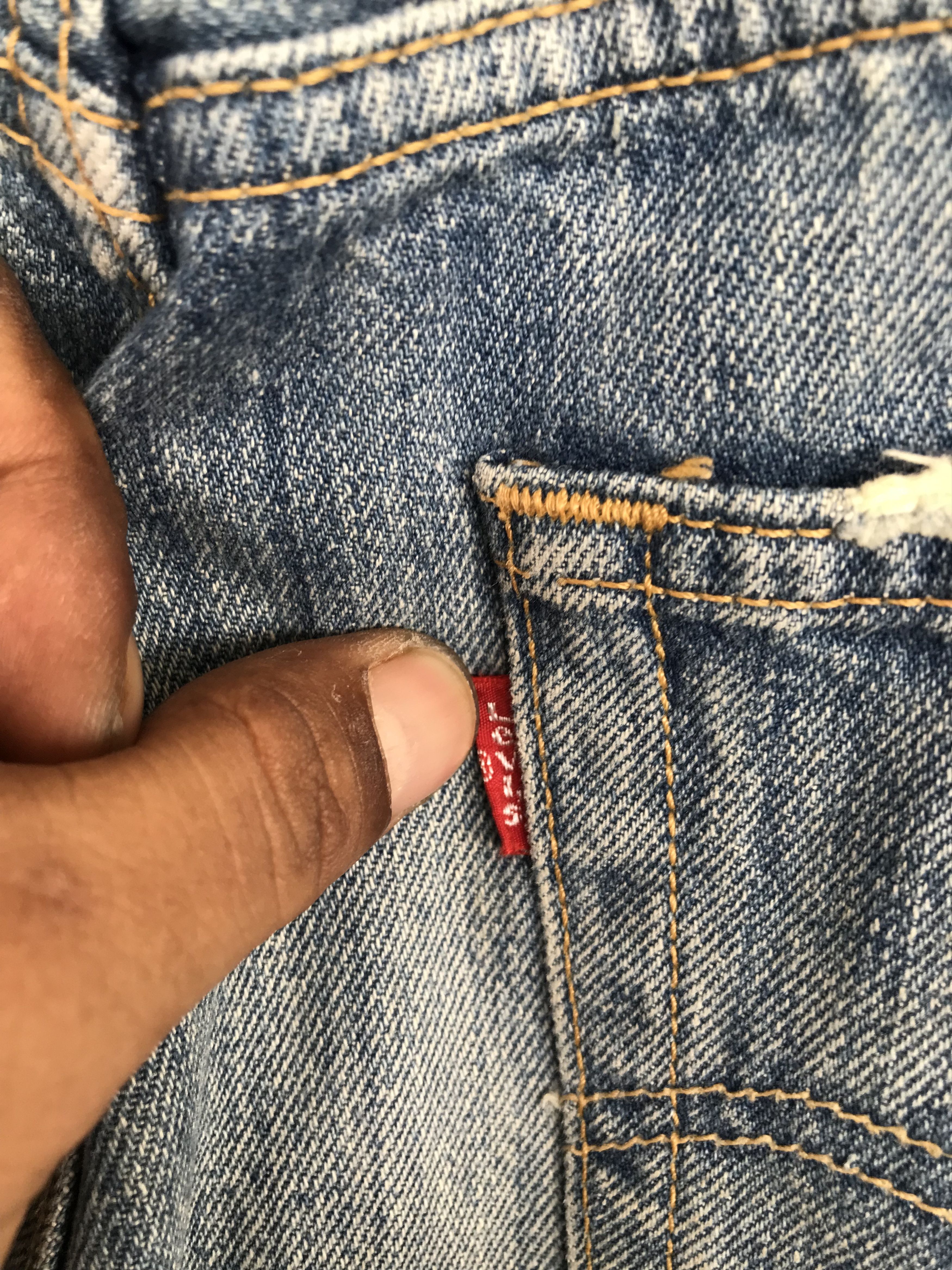Levi's Vintage Clothing Vintage Levis 501 Clawmark Distressed Denim Jeans Size US 32 / EU 48 - 18 Thumbnail