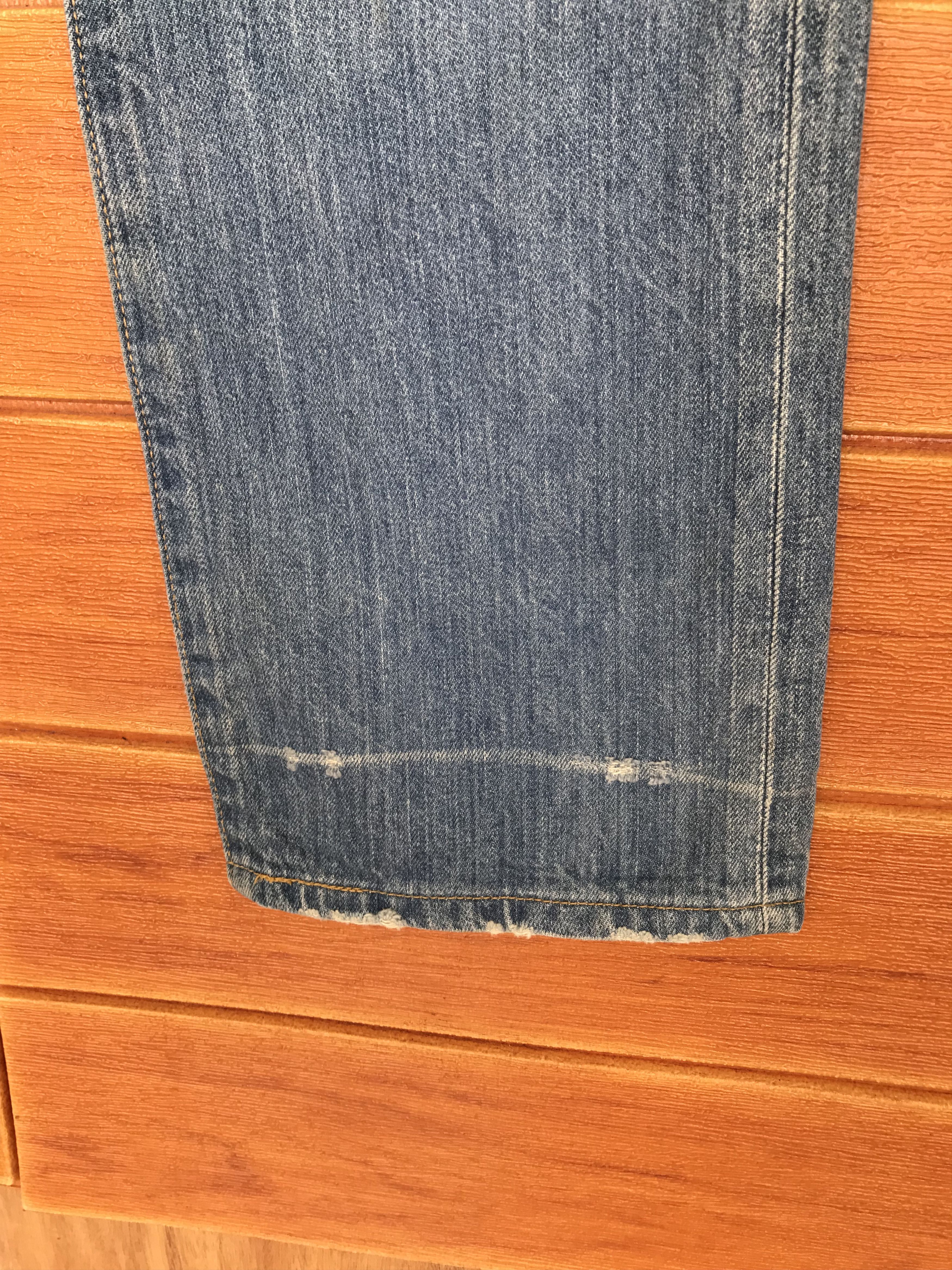 Levi's Vintage Clothing Vintage Levis 501 Clawmark Distressed Denim Jeans Size US 32 / EU 48 - 11 Thumbnail