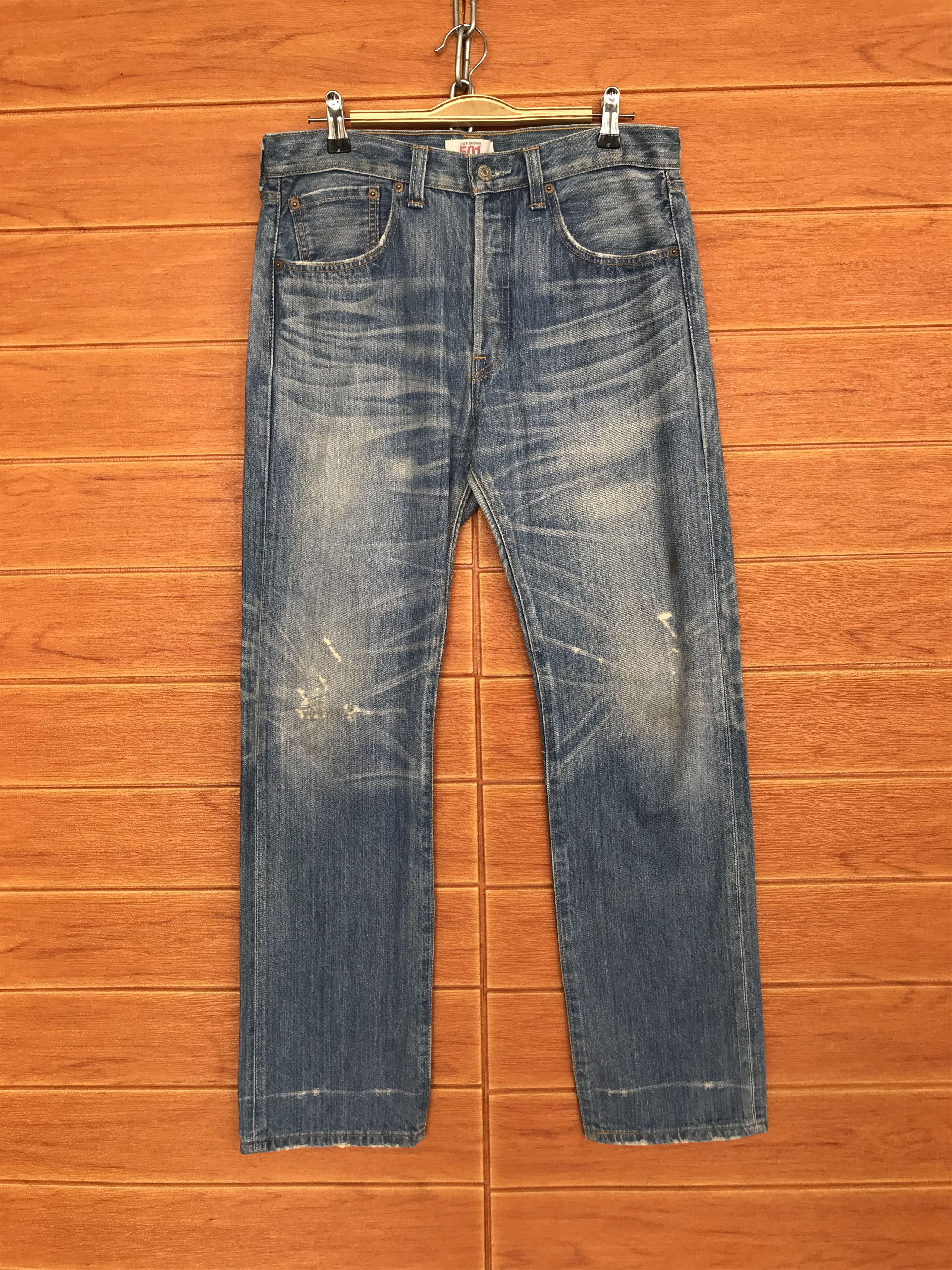 Levi's Vintage Clothing Vintage Levis 501 Clawmark Distressed Denim Jeans Size US 32 / EU 48 - 2 Thumbnail