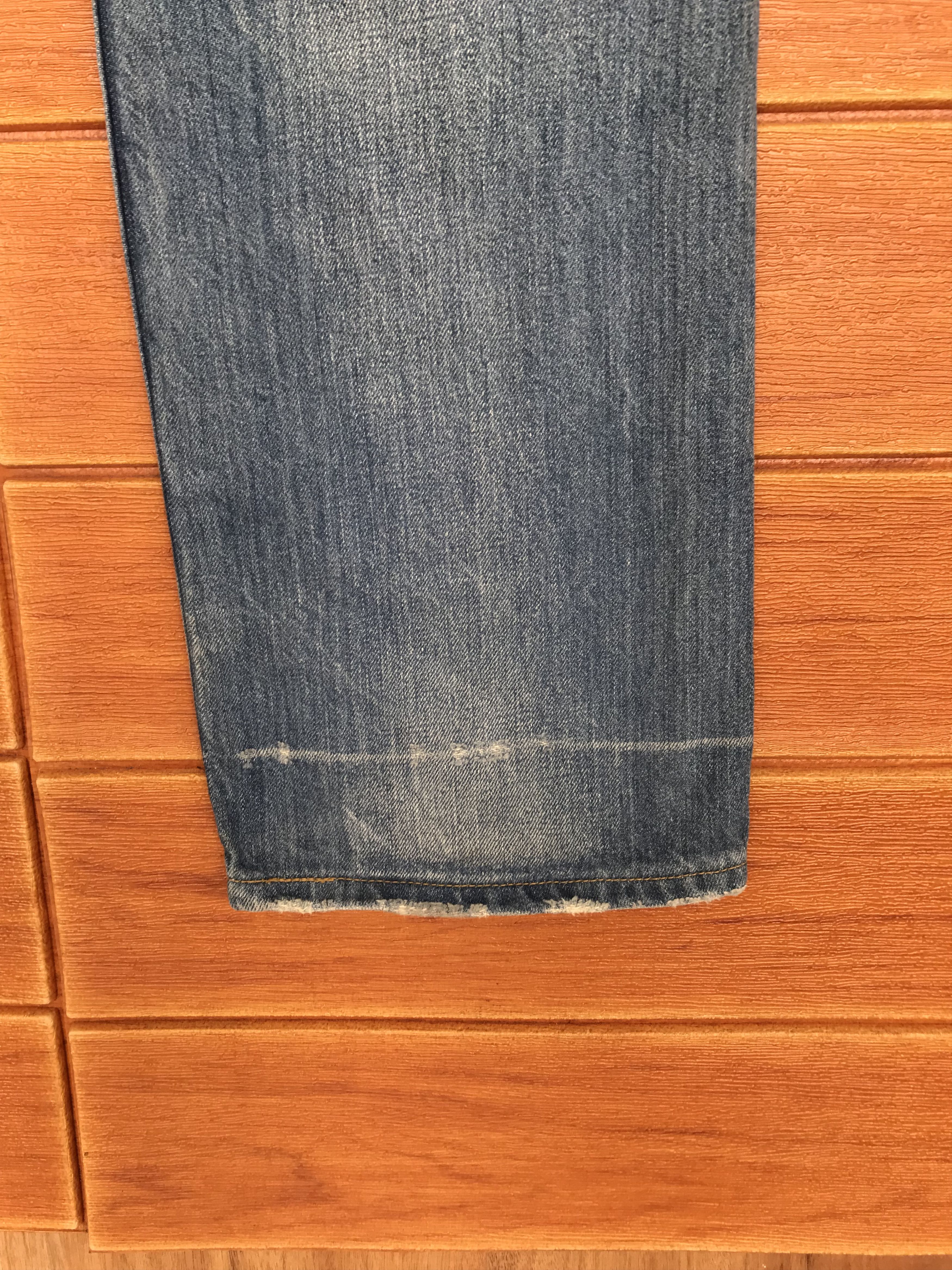 Levi's Vintage Clothing Vintage Levis 501 Clawmark Distressed Denim Jeans Size US 32 / EU 48 - 16 Thumbnail