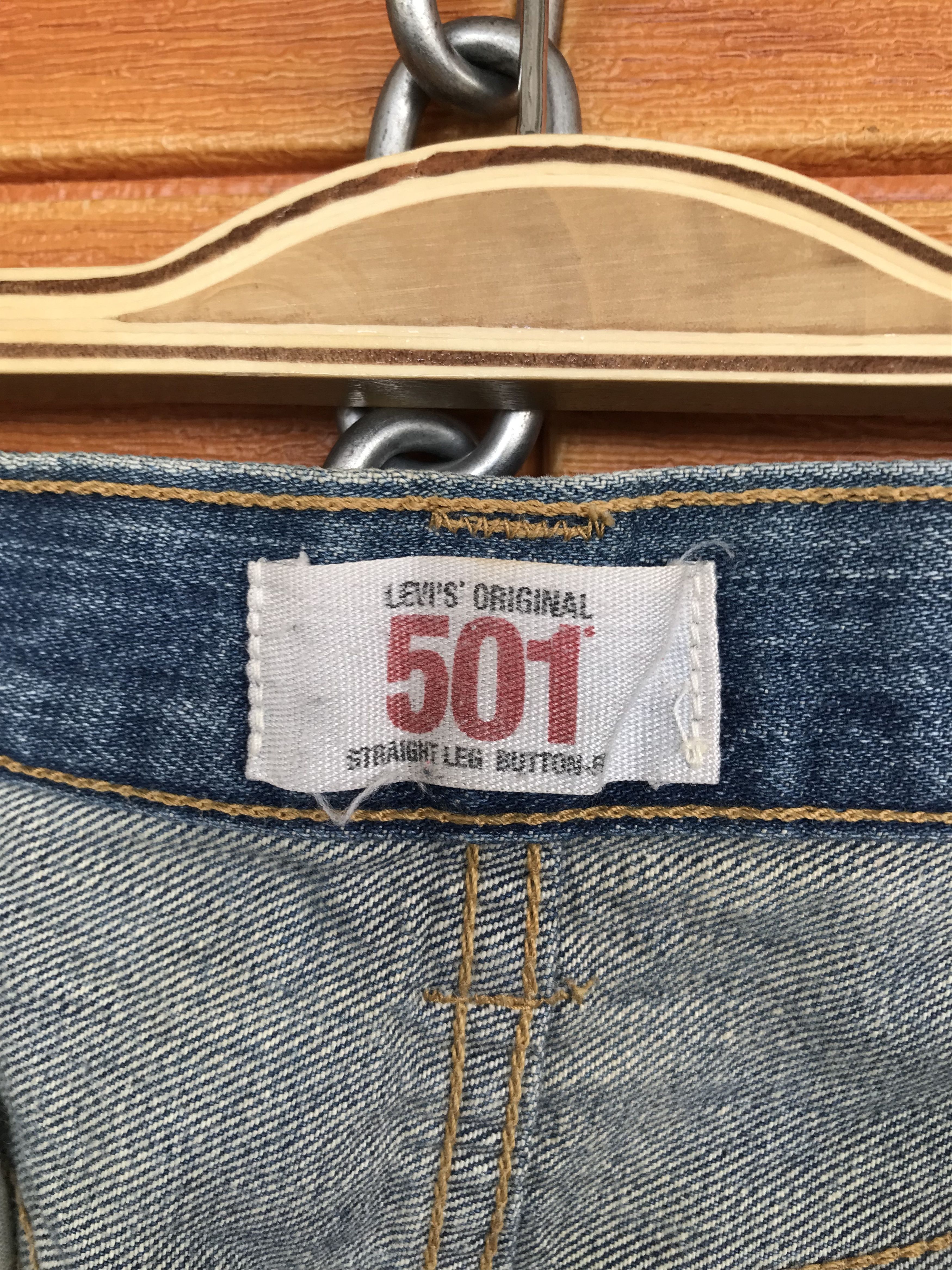 Levi's Vintage Clothing Vintage Levis 501 Clawmark Distressed Denim Jeans Size US 32 / EU 48 - 21 Thumbnail