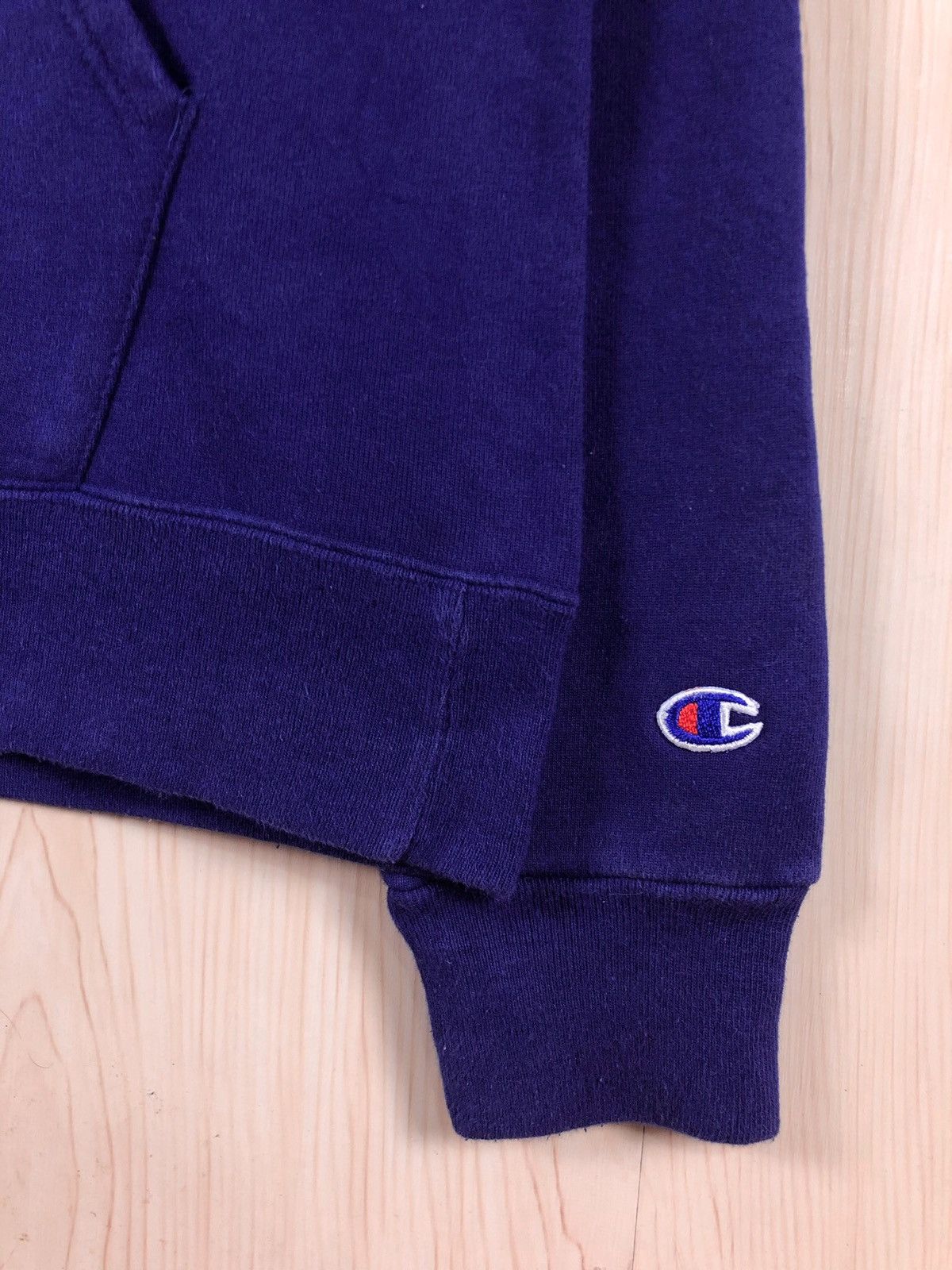 Champion Vintage 90s Champion Sweatshirt Hoodie Size US L / EU 52-54 / 3 - 4 Thumbnail