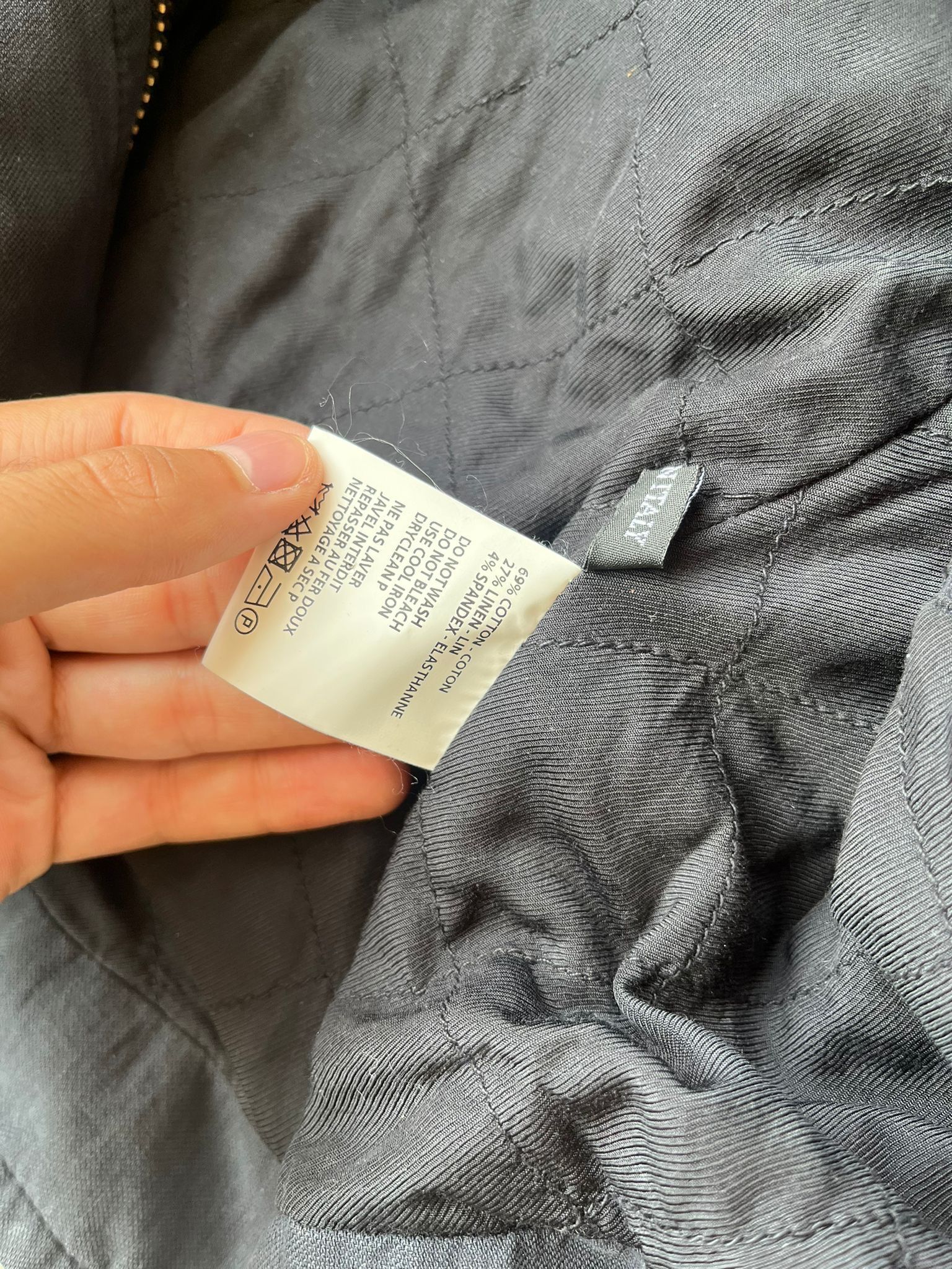 Abercrombie & Fitch - T-shirt coupe classique avec imprimé esquissé au