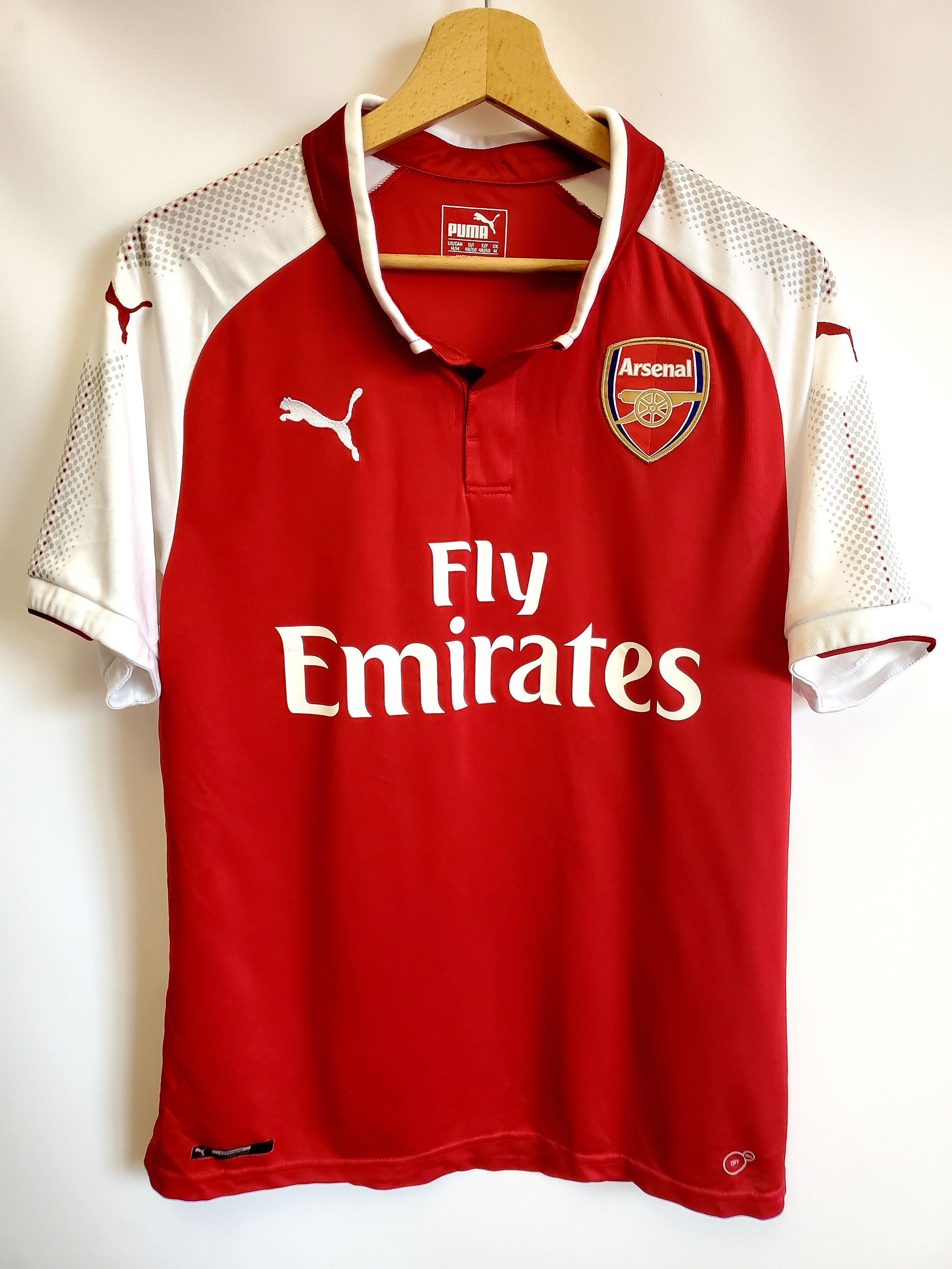 Puma Puma Arsenal Fly Emirates 2017 Size M Size US M / EU 48-50 / 2 - 1 Thumbnail