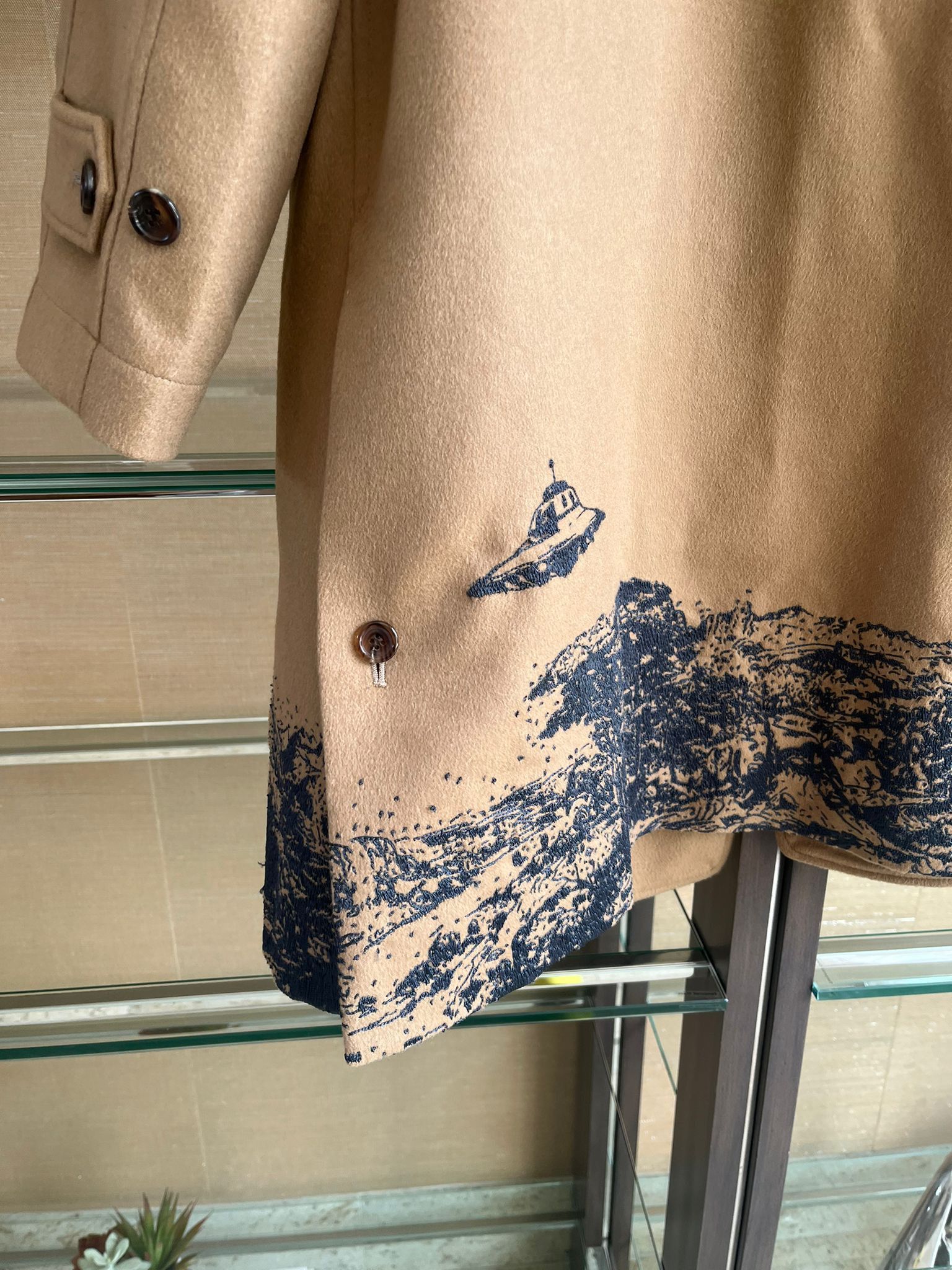 Undercover × Valentino Cashmere Time Traveler Embroidered Coat in Camel Size US L / EU 52-54 / 3 - 15 Thumbnail