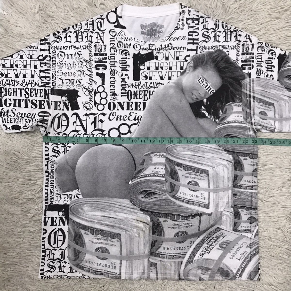 Vintage Vintage Y2k Overprint Naked Dolar Notes Tshirt Size US XL / EU 56 / 4 - 12 Thumbnail