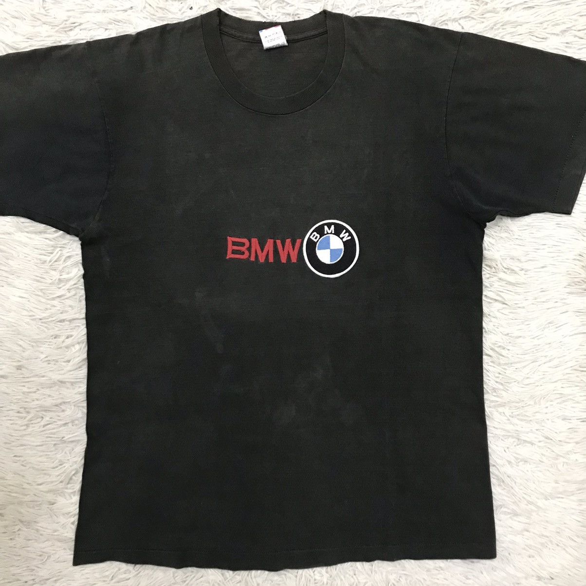 BMW 🔥sun faded🔥Vintage 90s BMW Emroidery logo Motorsport Tshirt Size US L / EU 52-54 / 3 - 8 Thumbnail