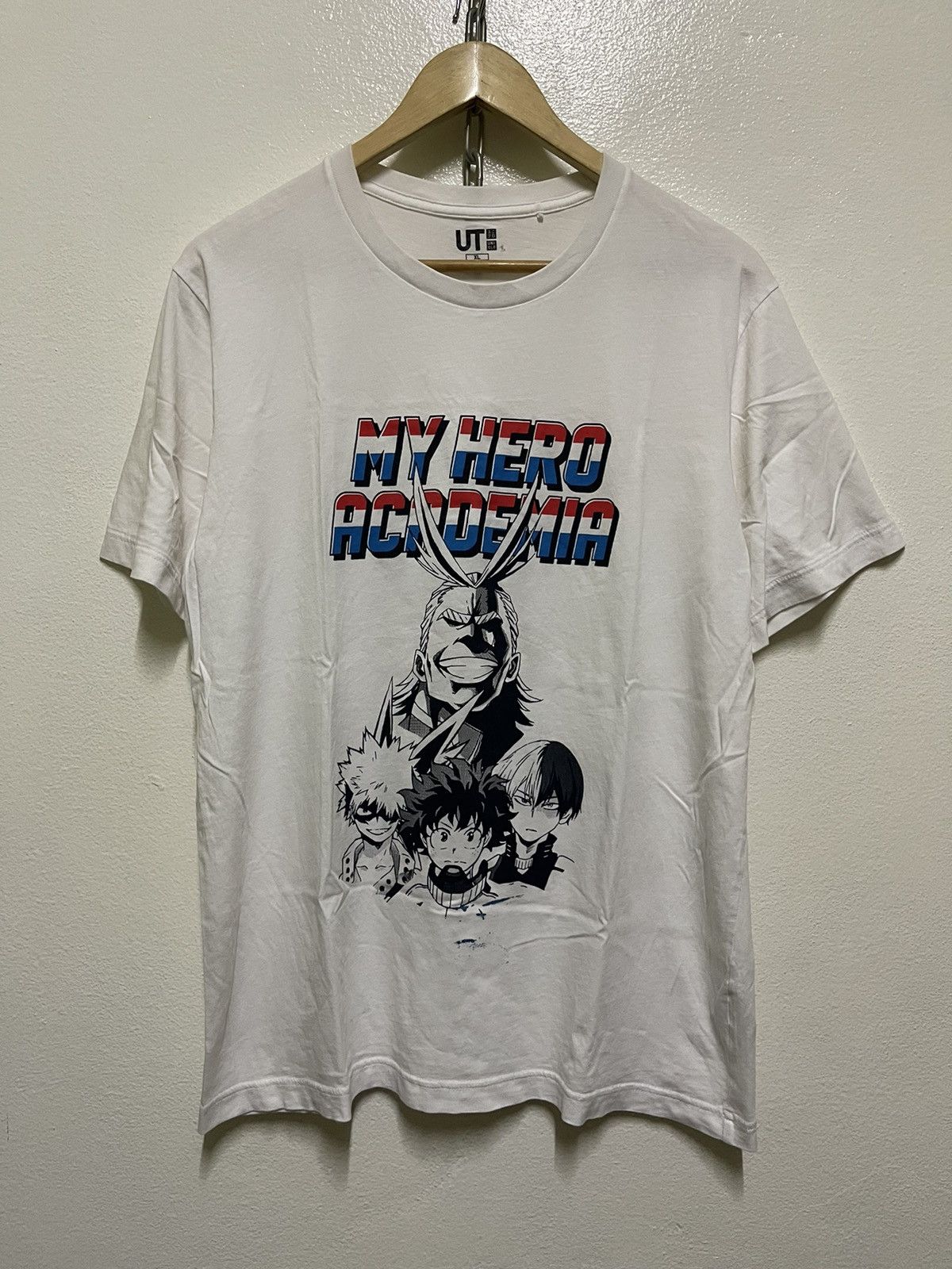 Anime × Uniqlo Uniqlo X My Hero Academia T Shirt Size US XL / EU 56 / 4 - 1 Thumbnail
