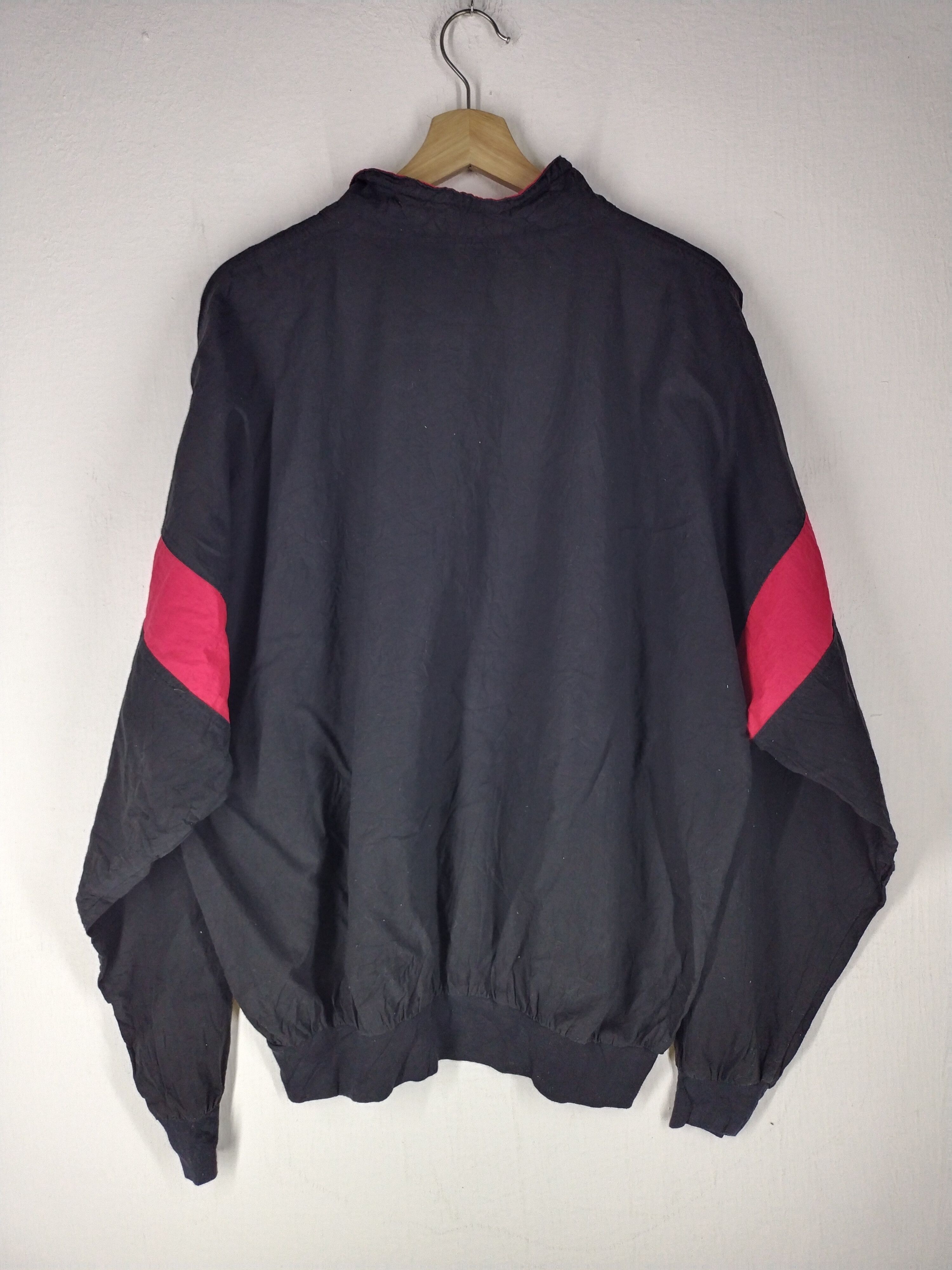 Sports Specialties VINTAGE CANADA 2005 EXPOSITION CALGARY ALBERTA Size US XL / EU 56 / 4 - 5 Thumbnail