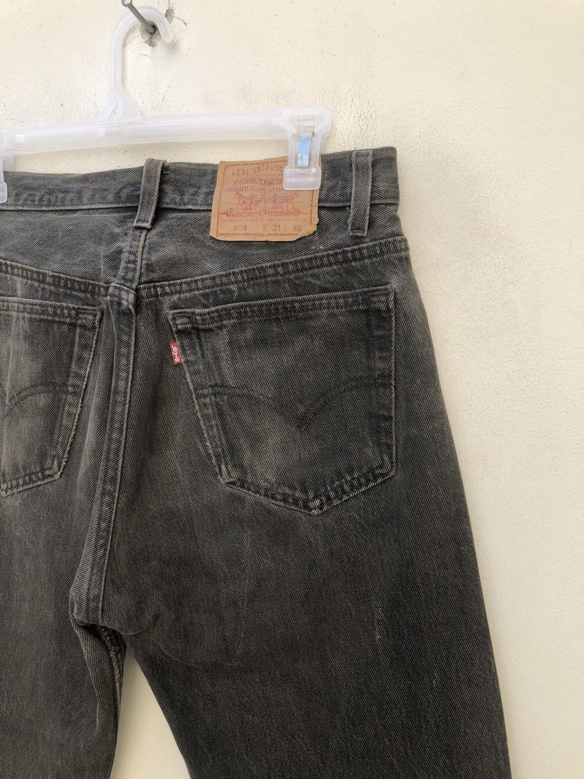 Levi's Vintage 1995 Levi’s 501 Jeans Faded Black Denim Size US 31 - 13 Thumbnail