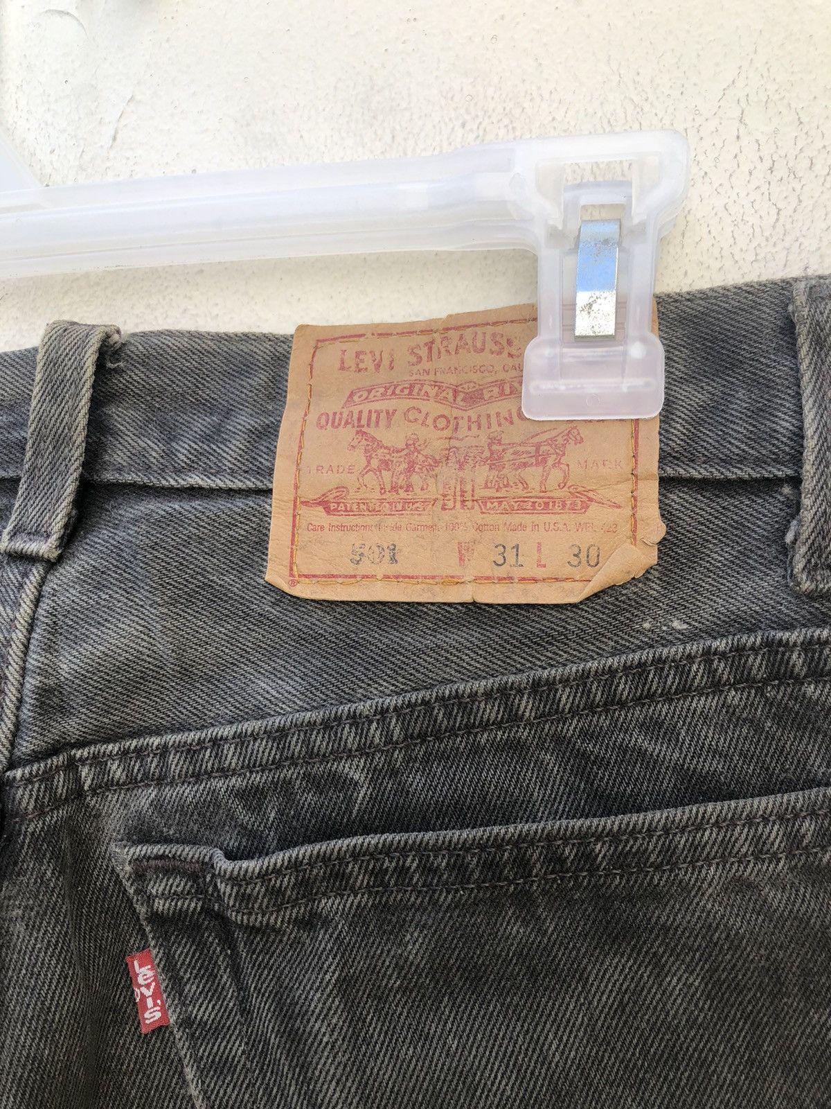 Levi's Vintage 1995 Levi’s 501 Jeans Faded Black Denim Size US 31 - 14 Thumbnail