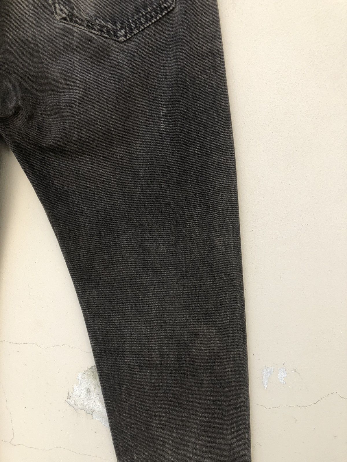 Levi's Vintage 1995 Levi’s 501 Jeans Faded Black Denim Size US 31 - 15 Thumbnail