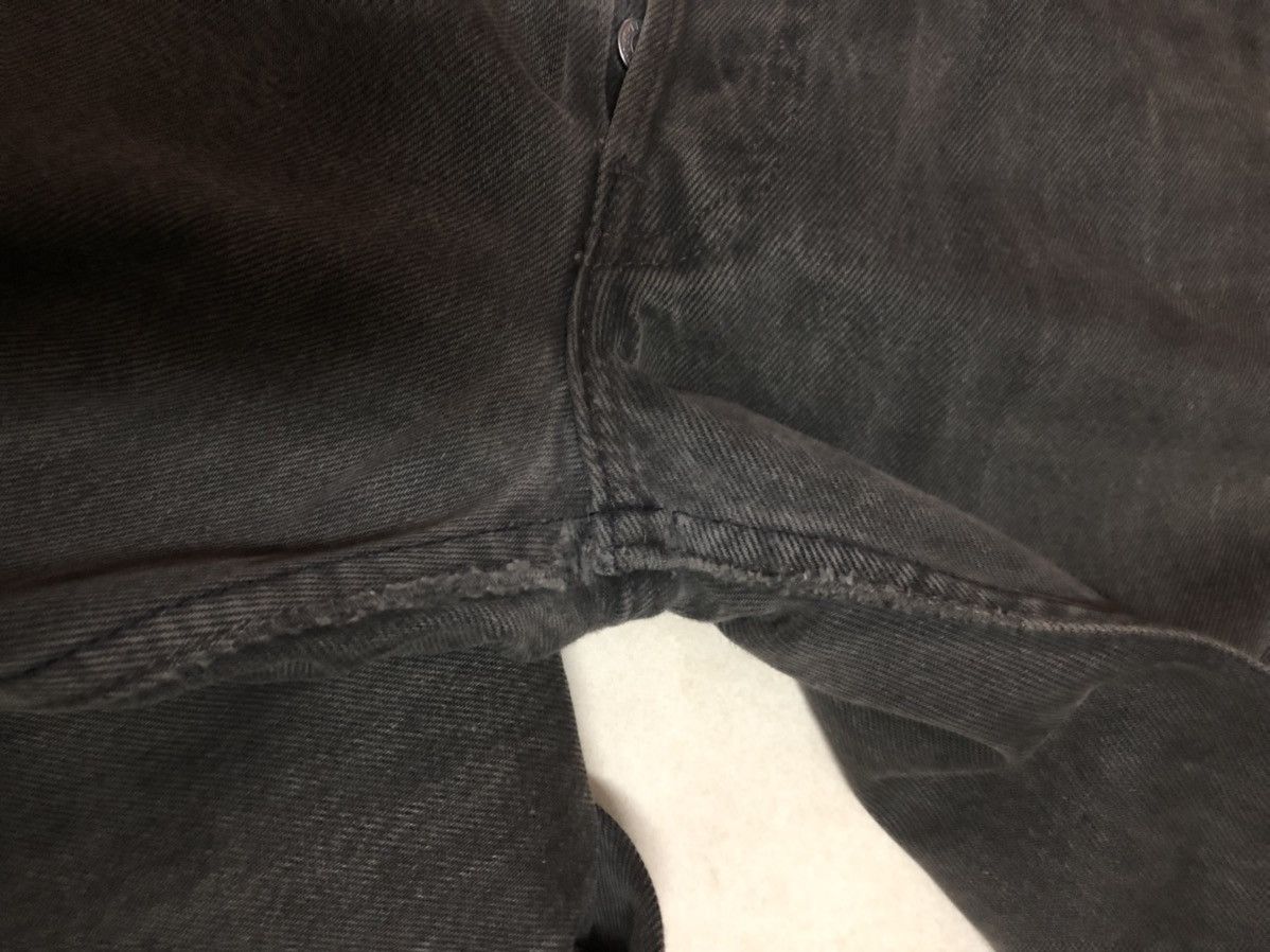 Levi's Vintage 1995 Levi’s 501 Jeans Faded Black Denim Size US 31 - 17 Thumbnail