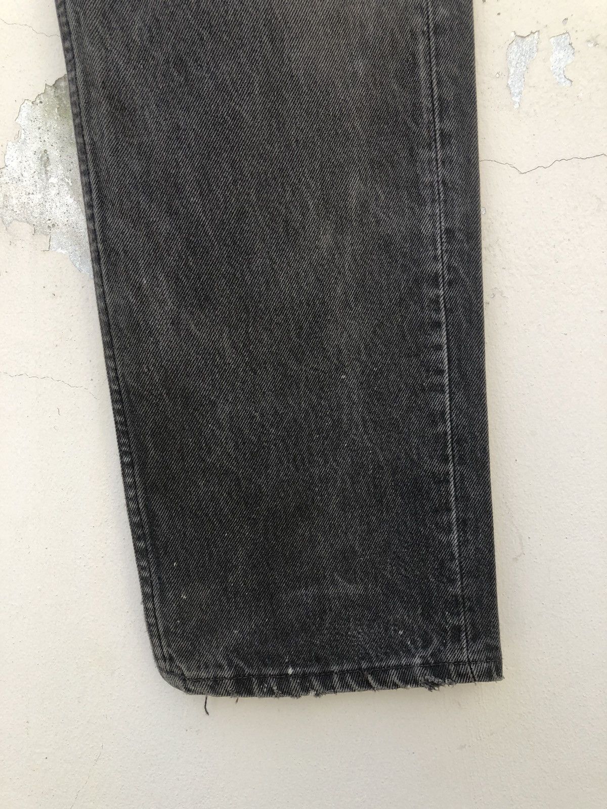 Levi's Vintage 1995 Levi’s 501 Jeans Faded Black Denim Size US 31 - 8 Thumbnail