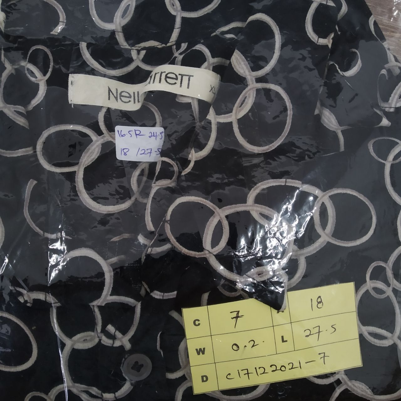Japanese Brand Neil Barret All Overprint Gold Chains Black Shirt Size US S / EU 44-46 / 1 - 7 Thumbnail