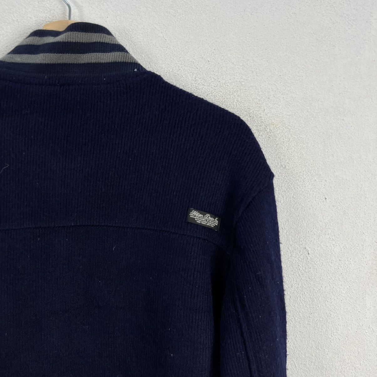 Japanese Brand VINTAGE VARSITY JACKET TOMMY HILFIGER RARE DESIGN Size US S / EU 44-46 / 1 - 12 Thumbnail