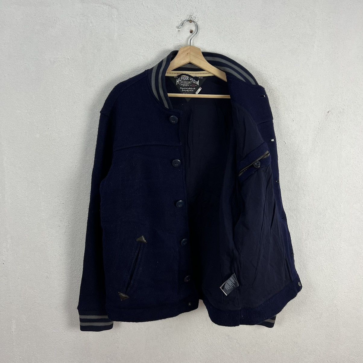 Japanese Brand VINTAGE VARSITY JACKET TOMMY HILFIGER RARE DESIGN Size US S / EU 44-46 / 1 - 14 Thumbnail