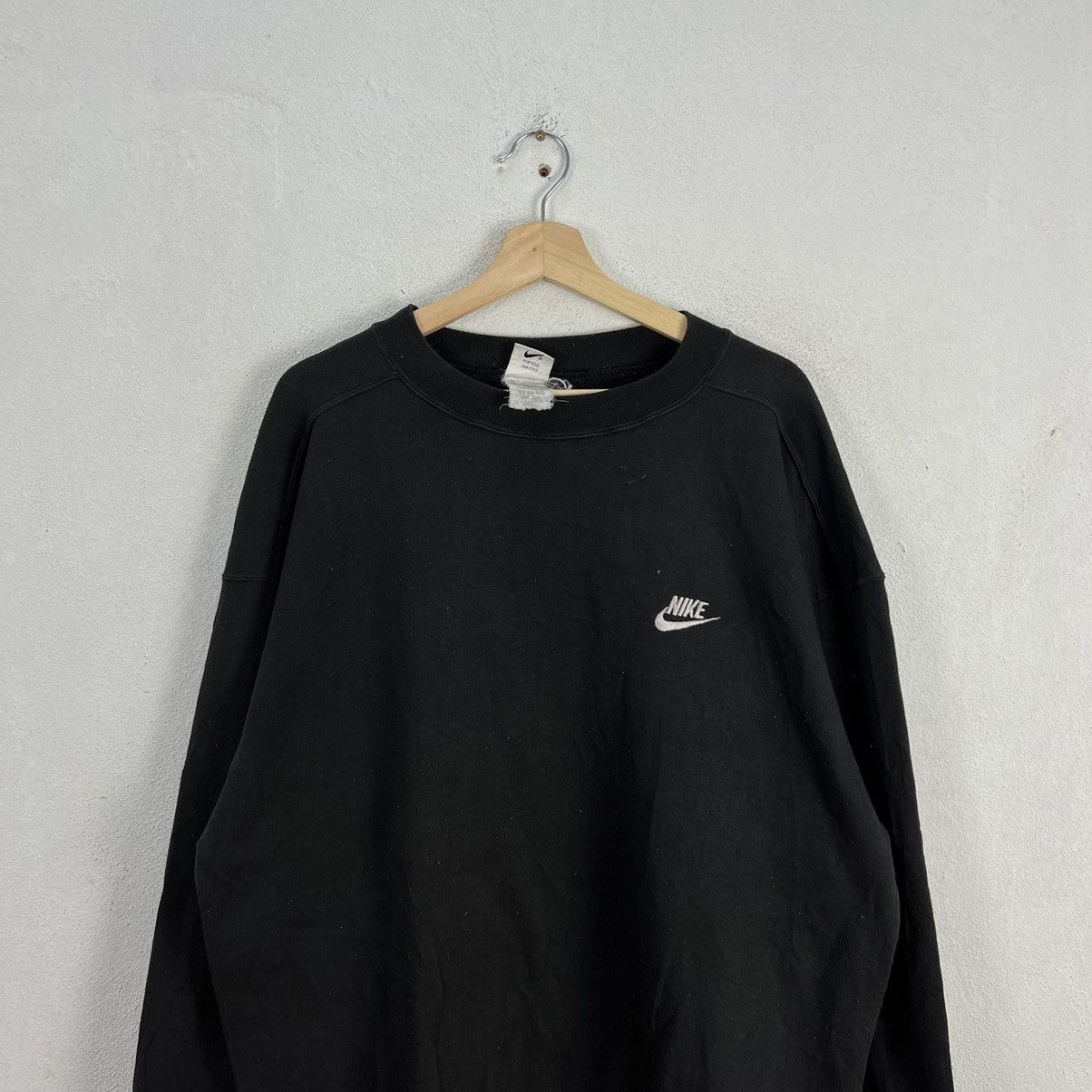 Nike × Vintage VINTAGE NIKE BIG SWOOSH SWEATSHIRT CREWNECK MADE IN USA Size US L / EU 52-54 / 3 - 3 Thumbnail