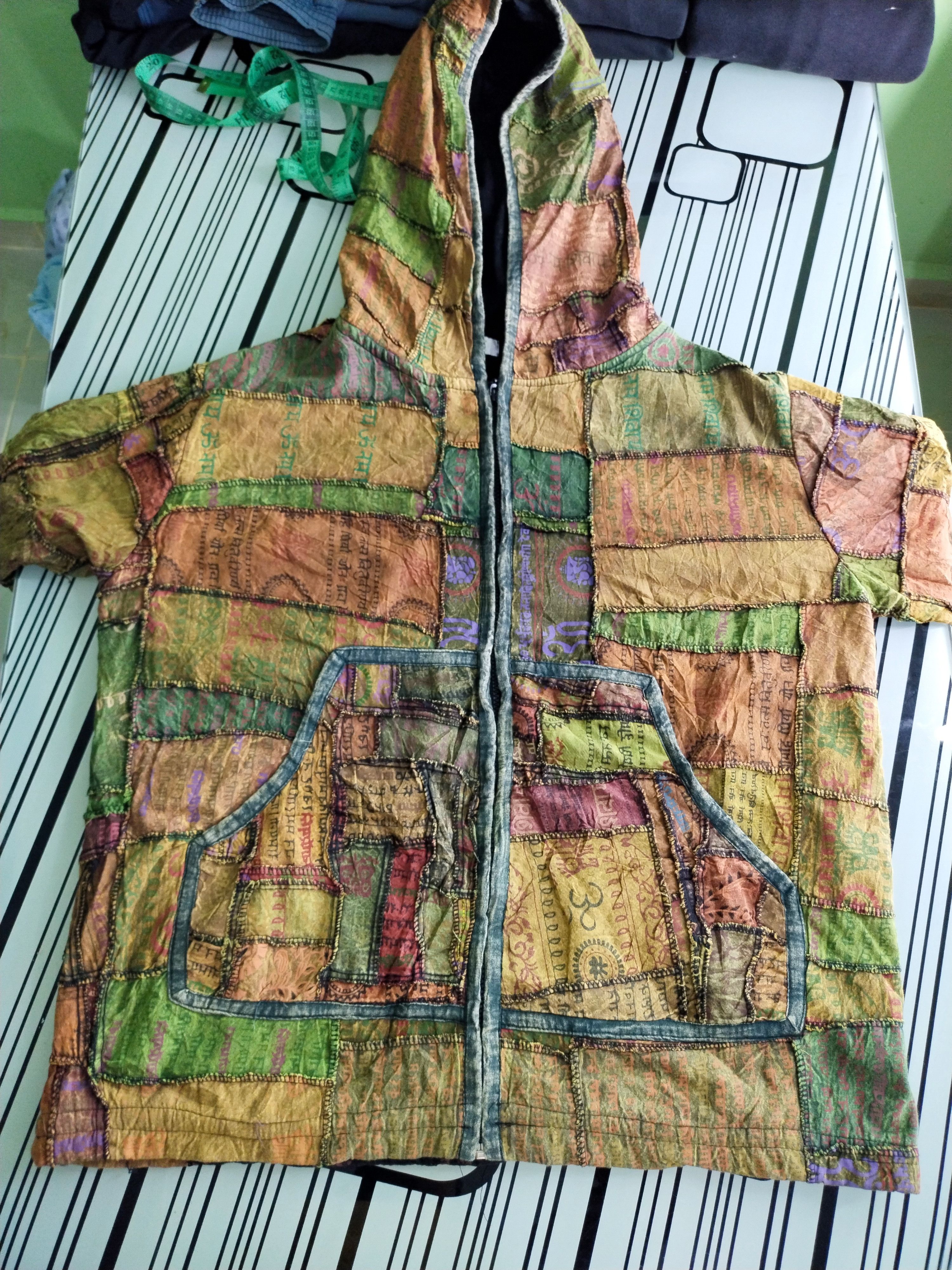 Japanese Brand VINTAGE PATCHWORK SEXUAL HOLLYWOOD SIGN HOODIE Size US L / EU 52-54 / 3 - 6 Thumbnail