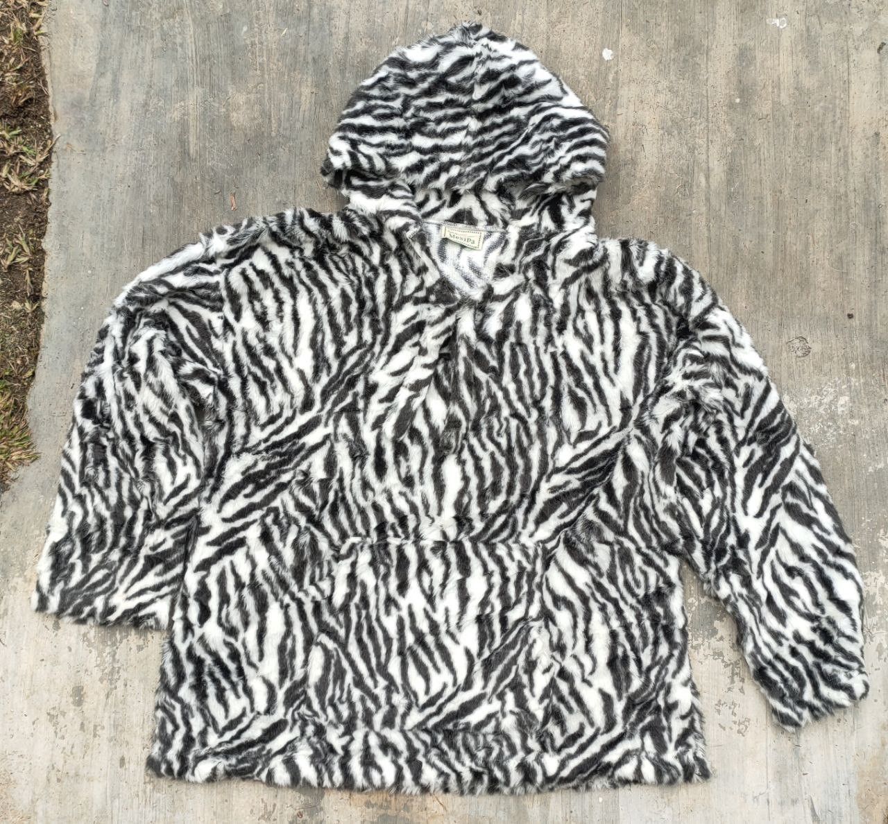 Other Mexipa Acrylic Tiger Stripes Fur Hoodie Size US L / EU 52-54 / 3 - 3 Thumbnail