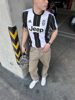 Soccer Jersey Juventus adidas Gucci soccer jersey Jeep M sz