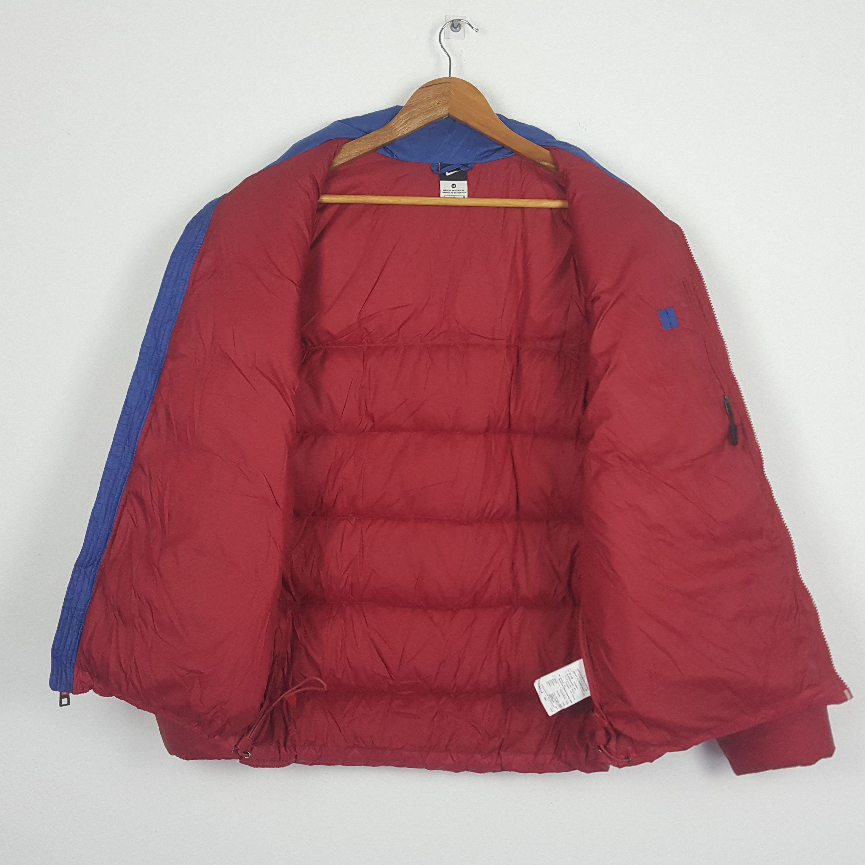 Nike × Vintage Vintage Nike F.C Barcelona Puffer Jacket Size US M / EU 48-50 / 2 - 2 Thumbnail