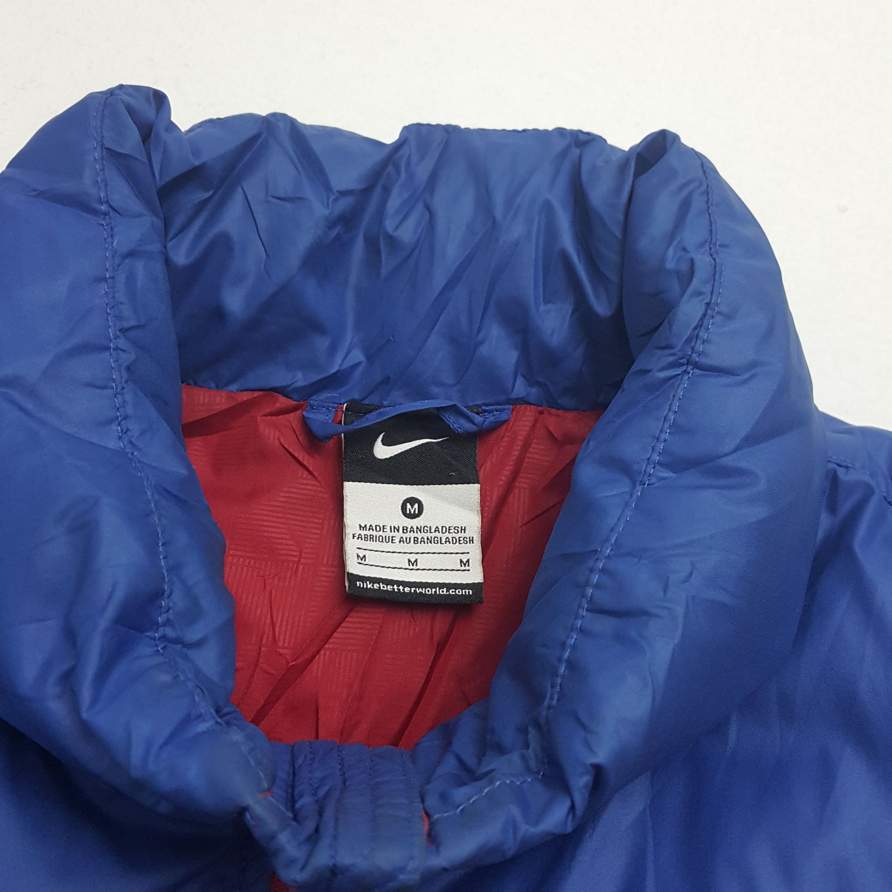 Nike × Vintage Vintage Nike F.C Barcelona Puffer Jacket Size US M / EU 48-50 / 2 - 9 Thumbnail