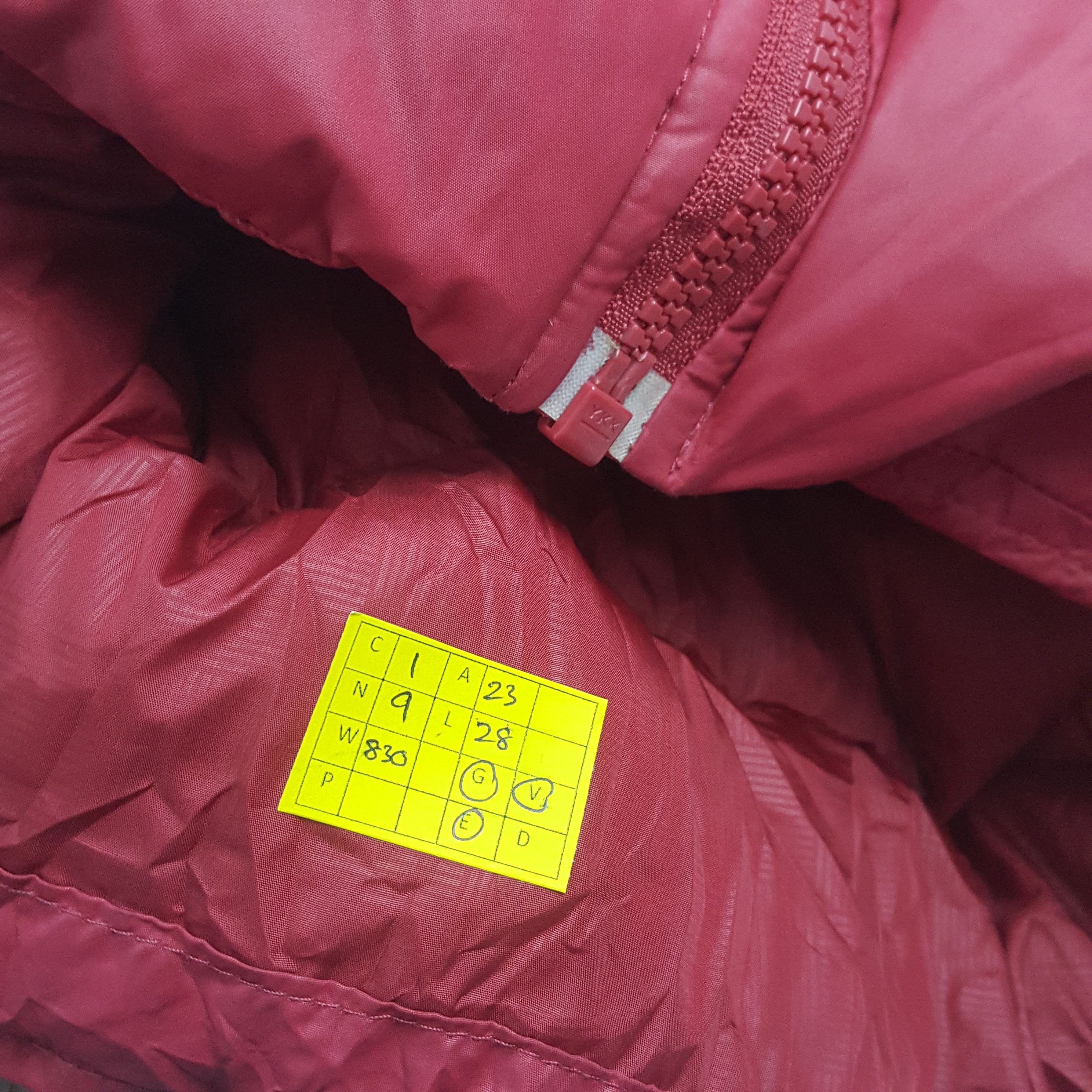 Nike × Vintage Vintage Nike F.C Barcelona Puffer Jacket Size US M / EU 48-50 / 2 - 7 Thumbnail