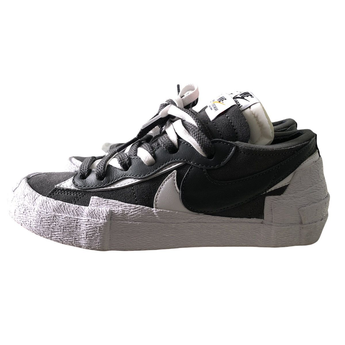 Nike × Sacai Nike x Sacai Blazer Low Iron Grey Size US 6 / EU 39 - 4 Thumbnail